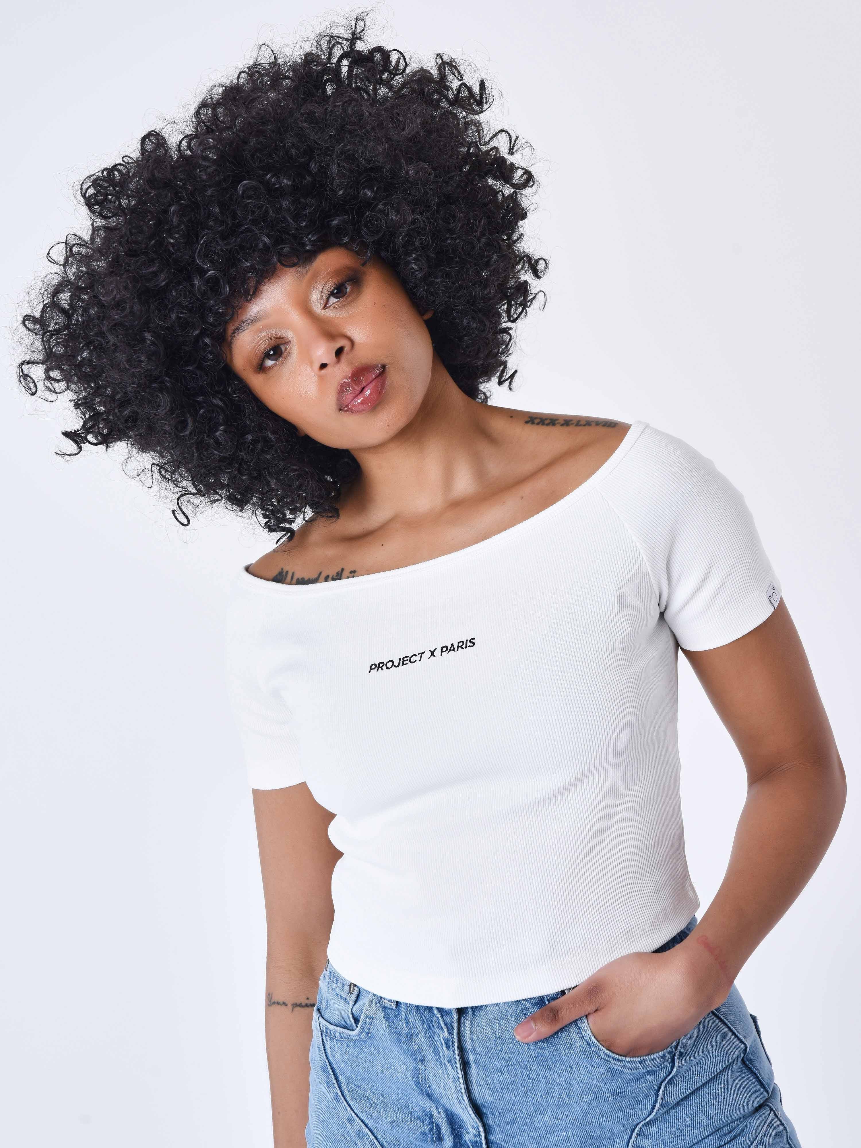 f231004-blanc-casse-modelshot