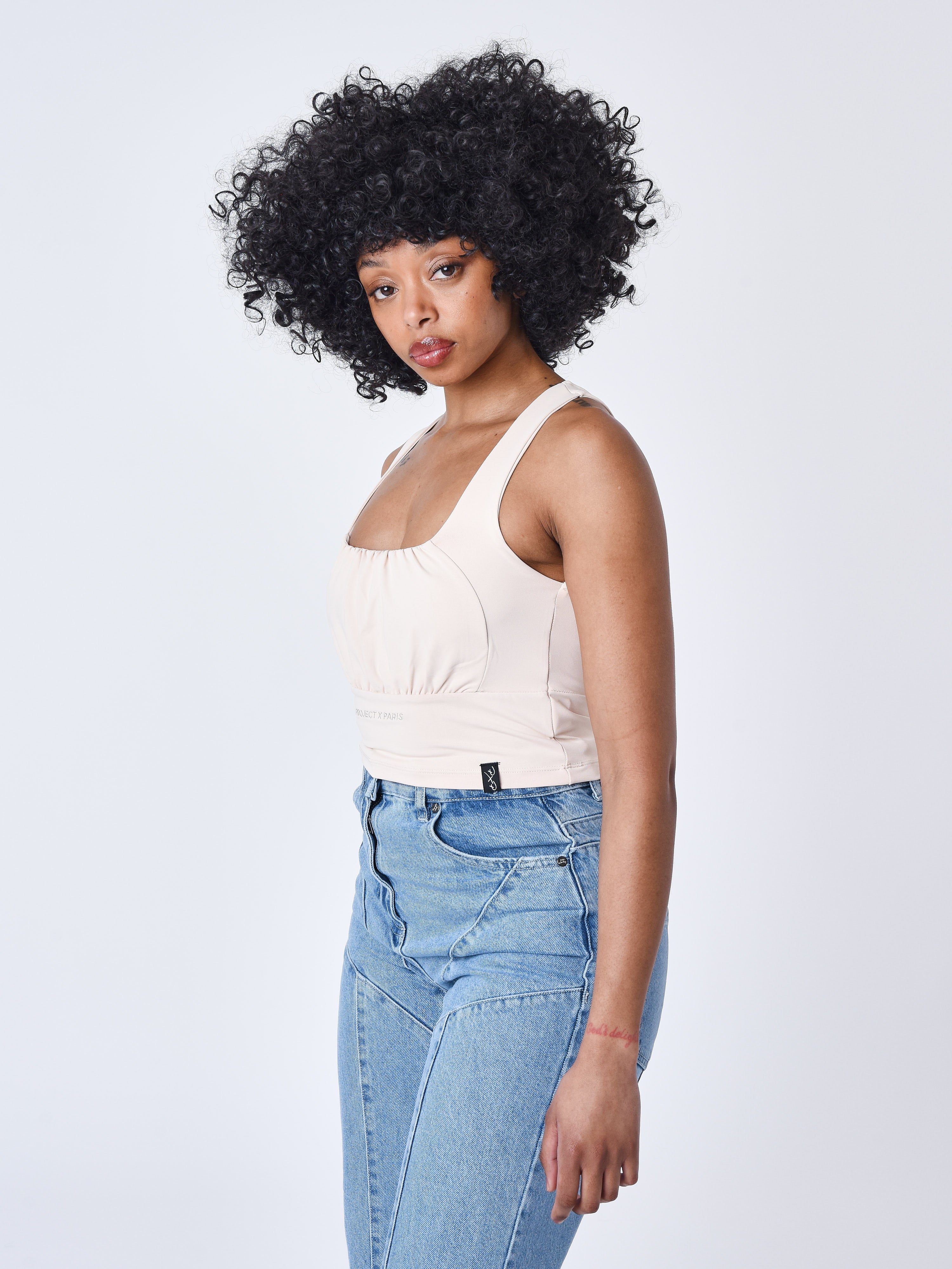 f231006-ivoire-modelshot
