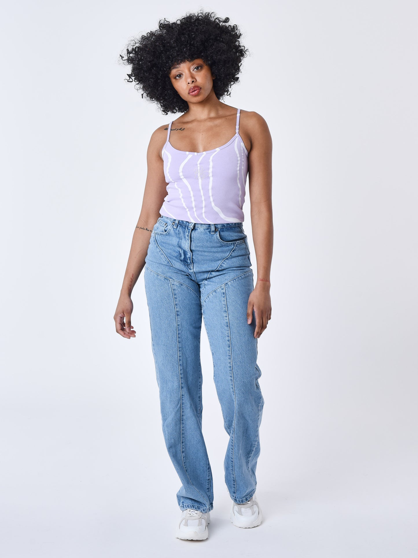 f231010-lilas-modelshot