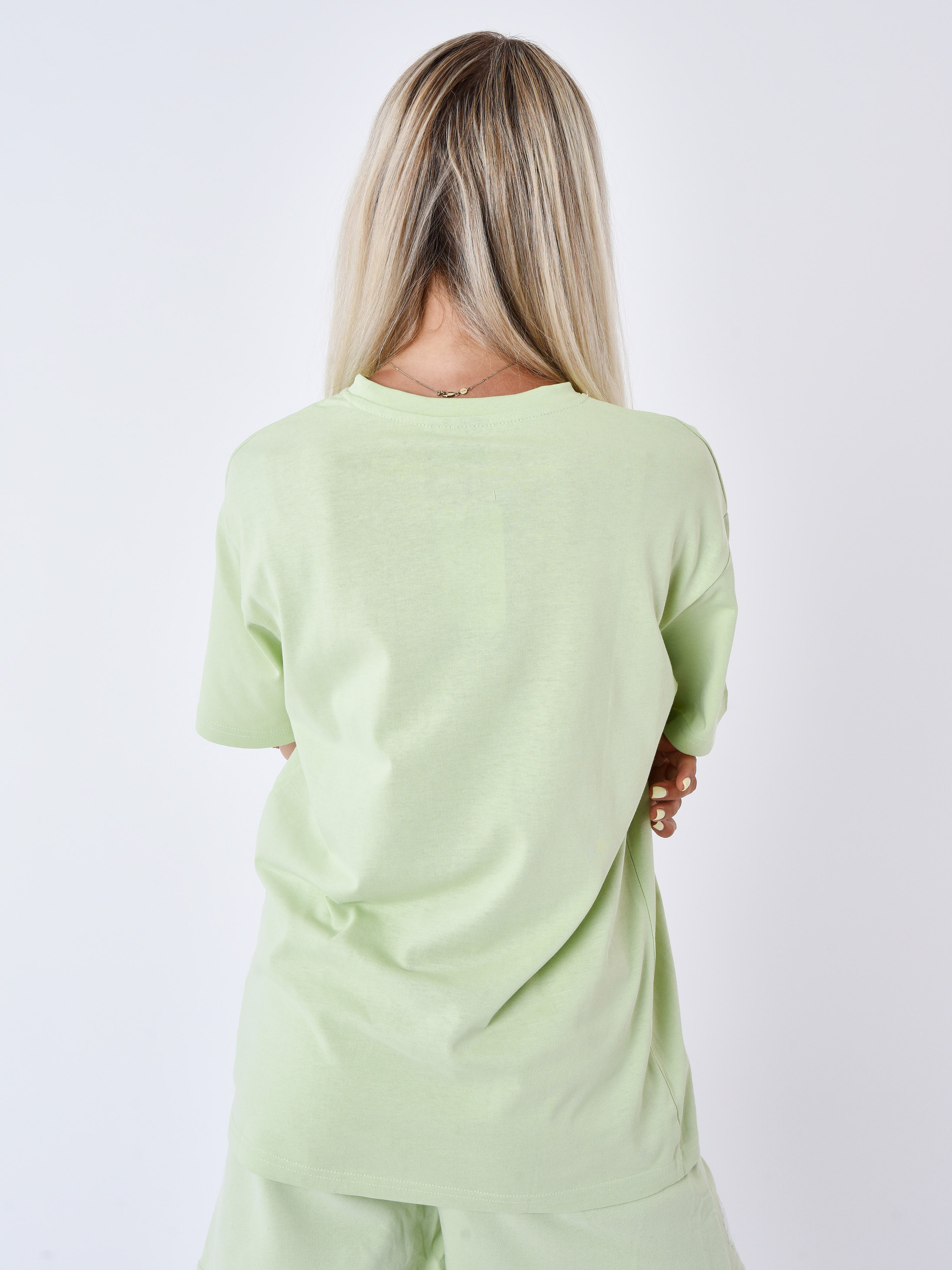 f231100-pistache-modelshot