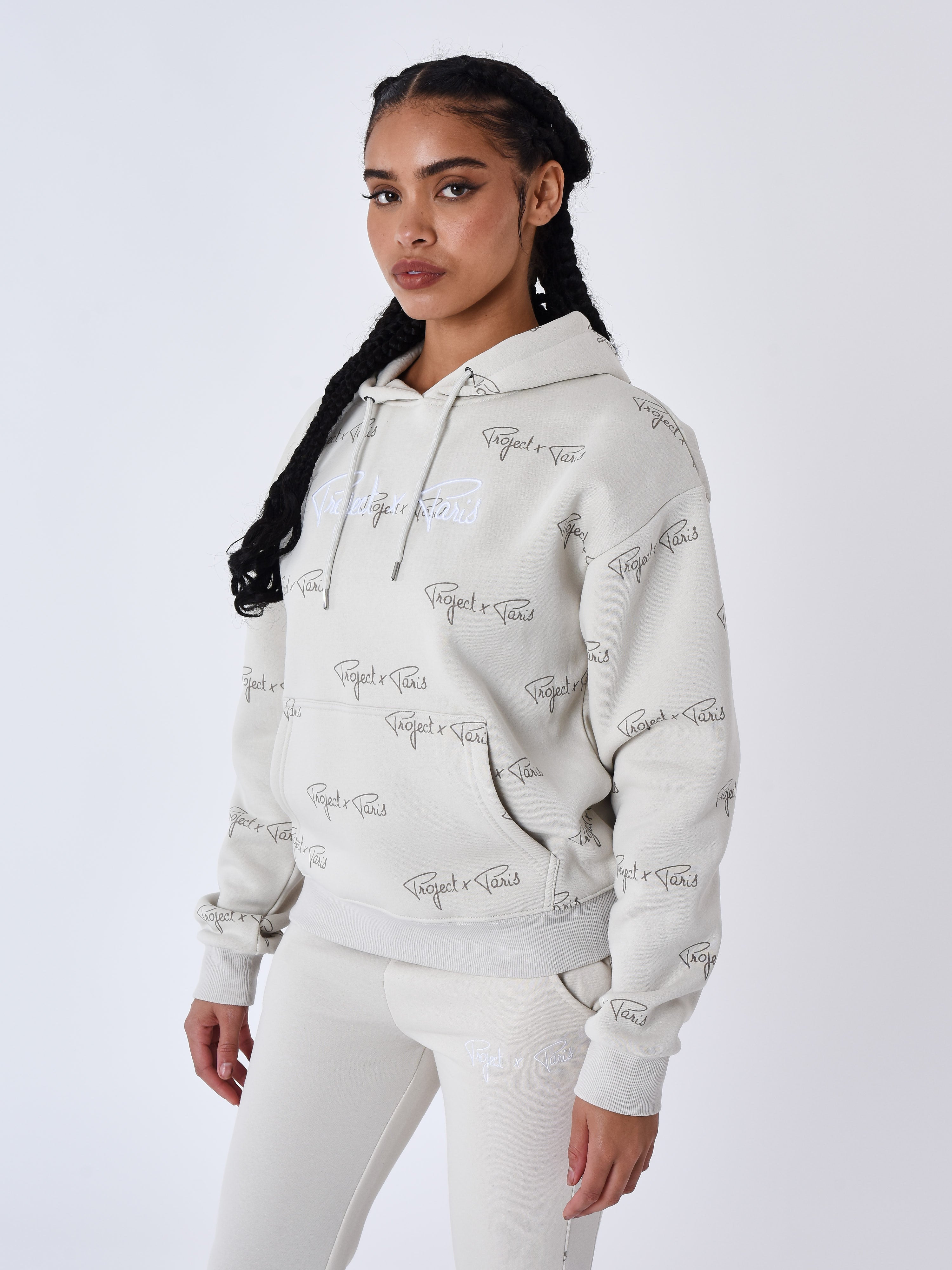 f232022-greige