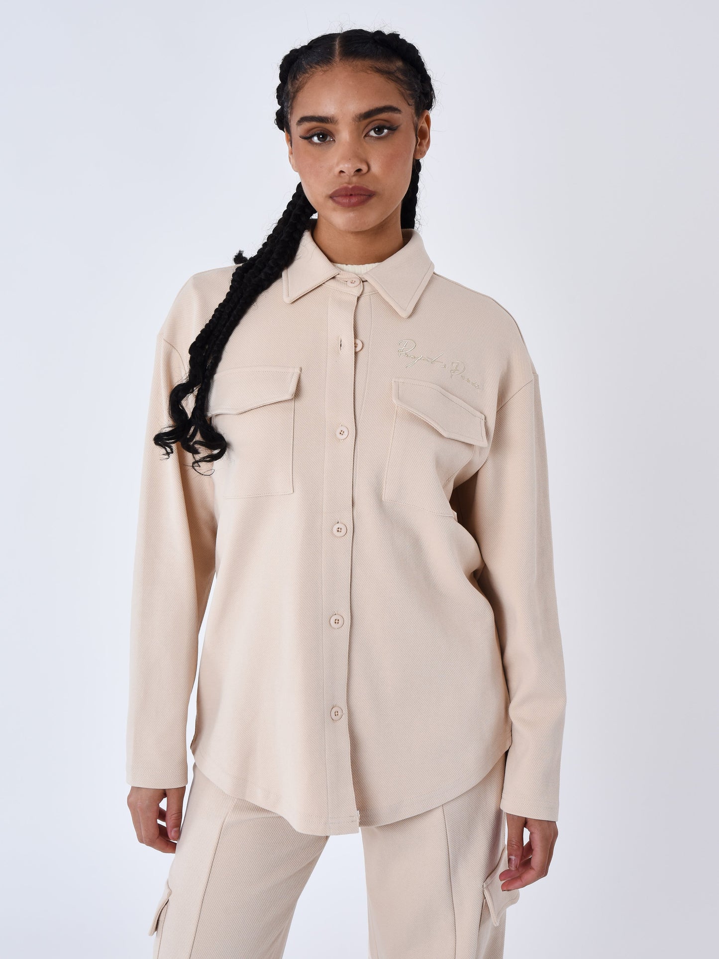 f233308-beige-modelshot