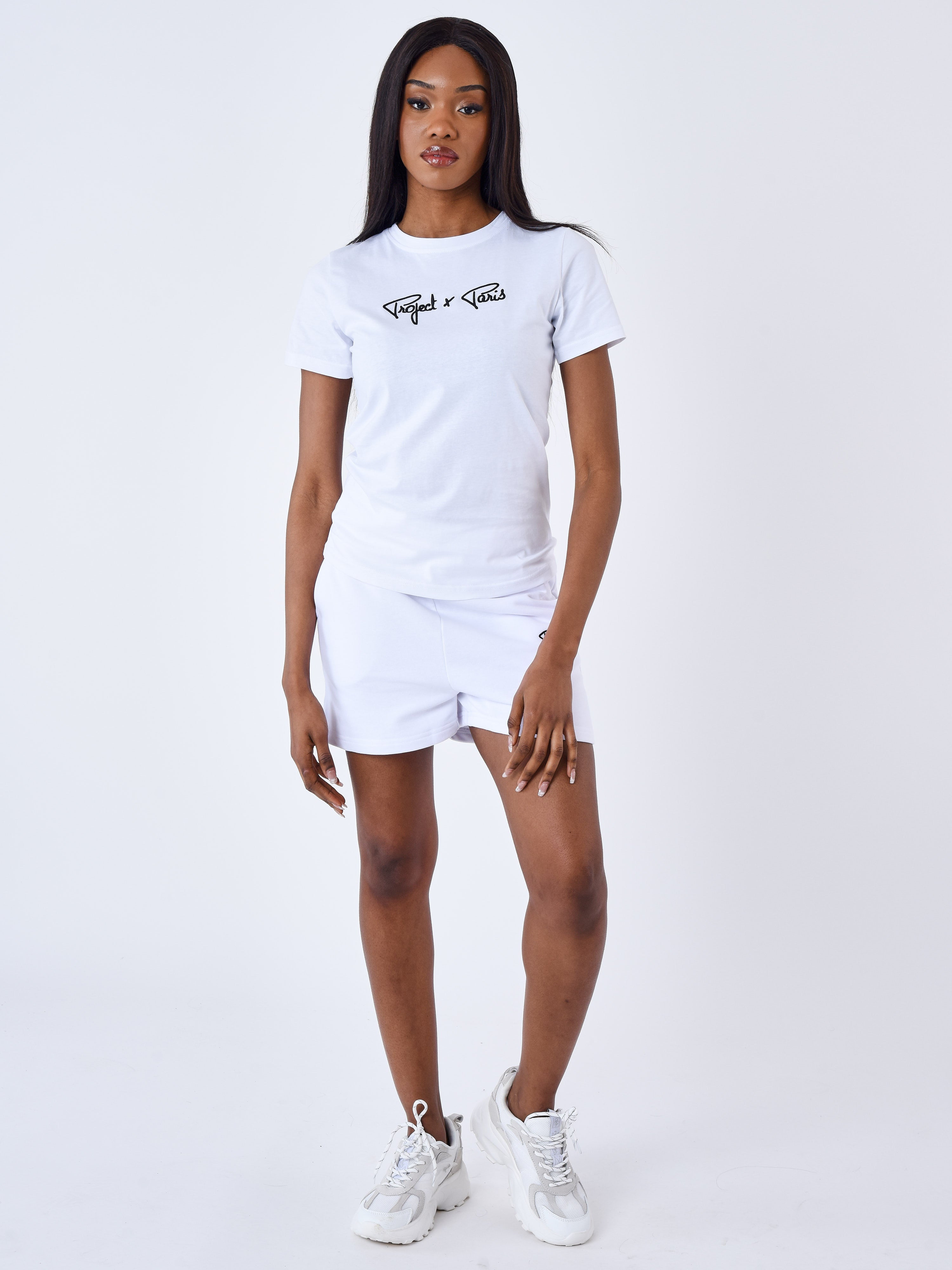 f234101-blanc-modelshot