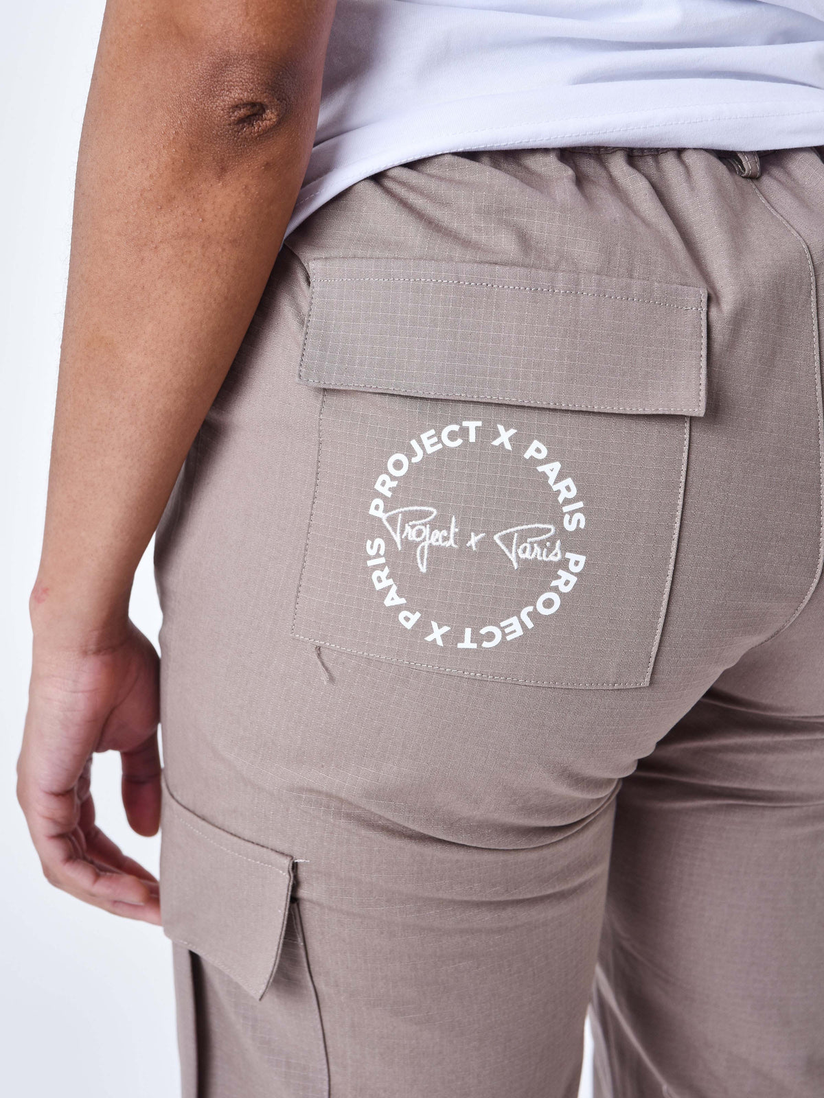 f234200-taupe