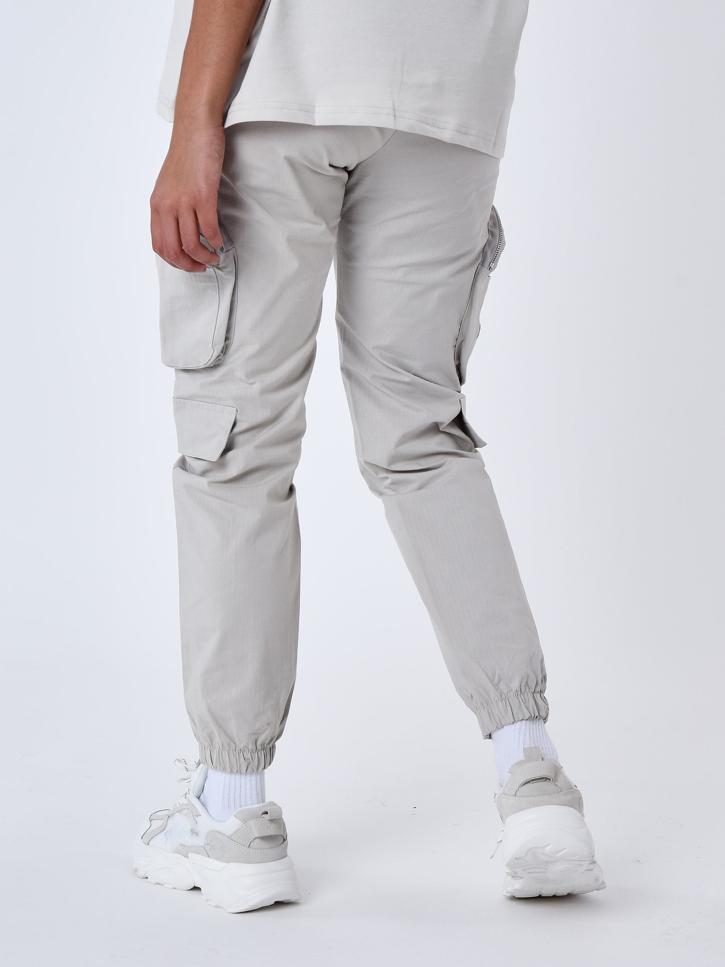 f234205-greige