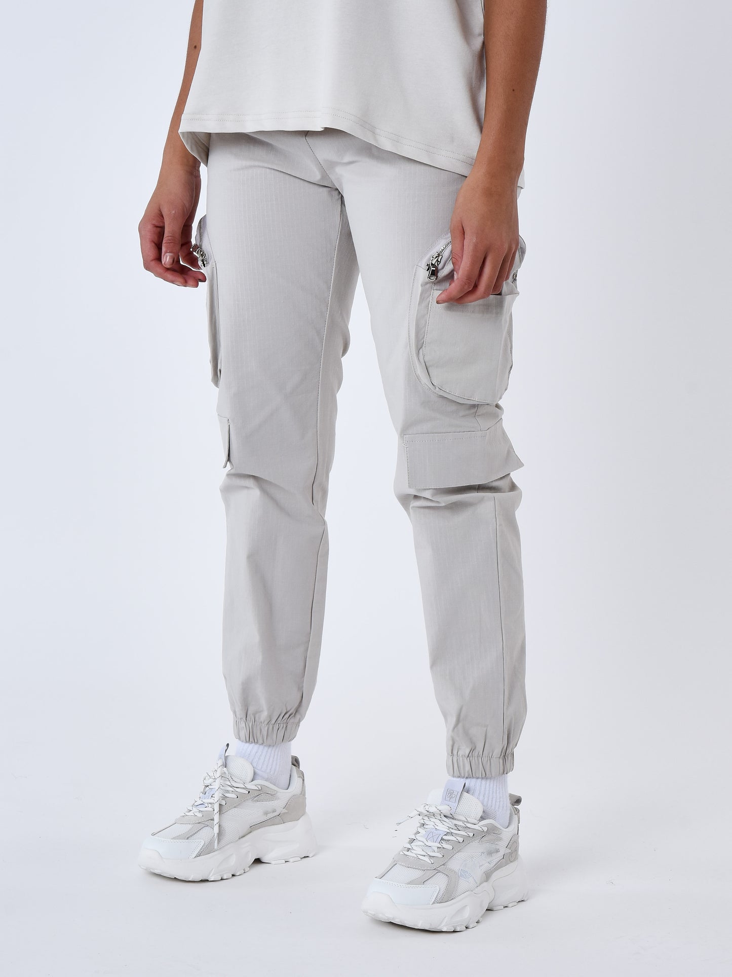 f234205-greige
