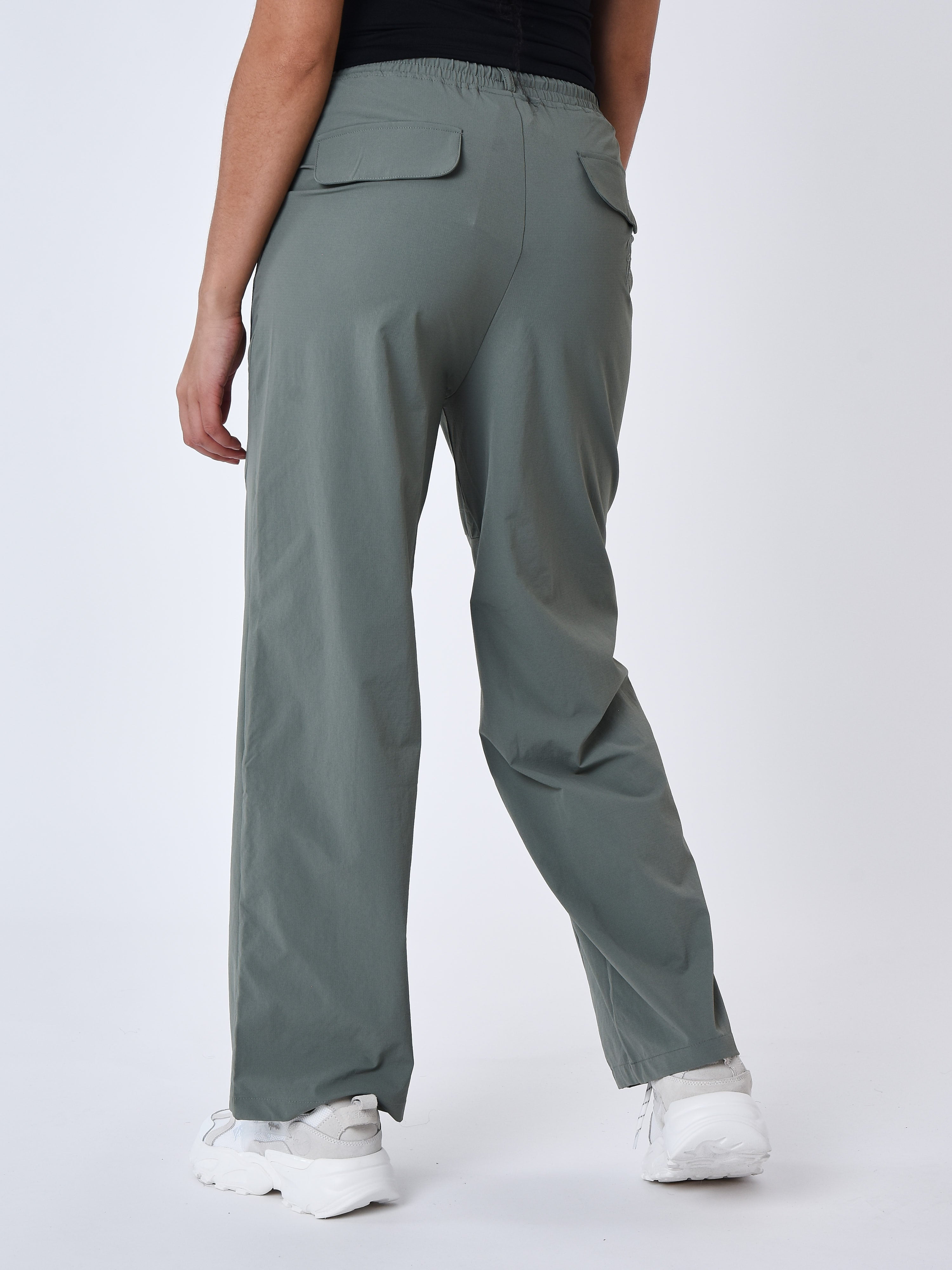 Straight pants with seams-5