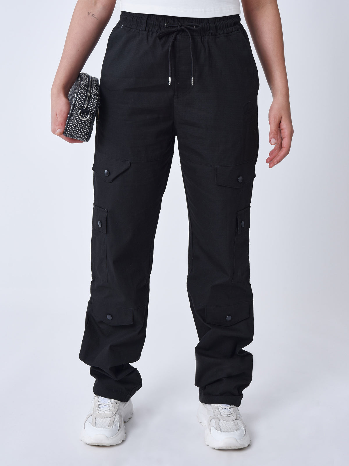 f234207-noir