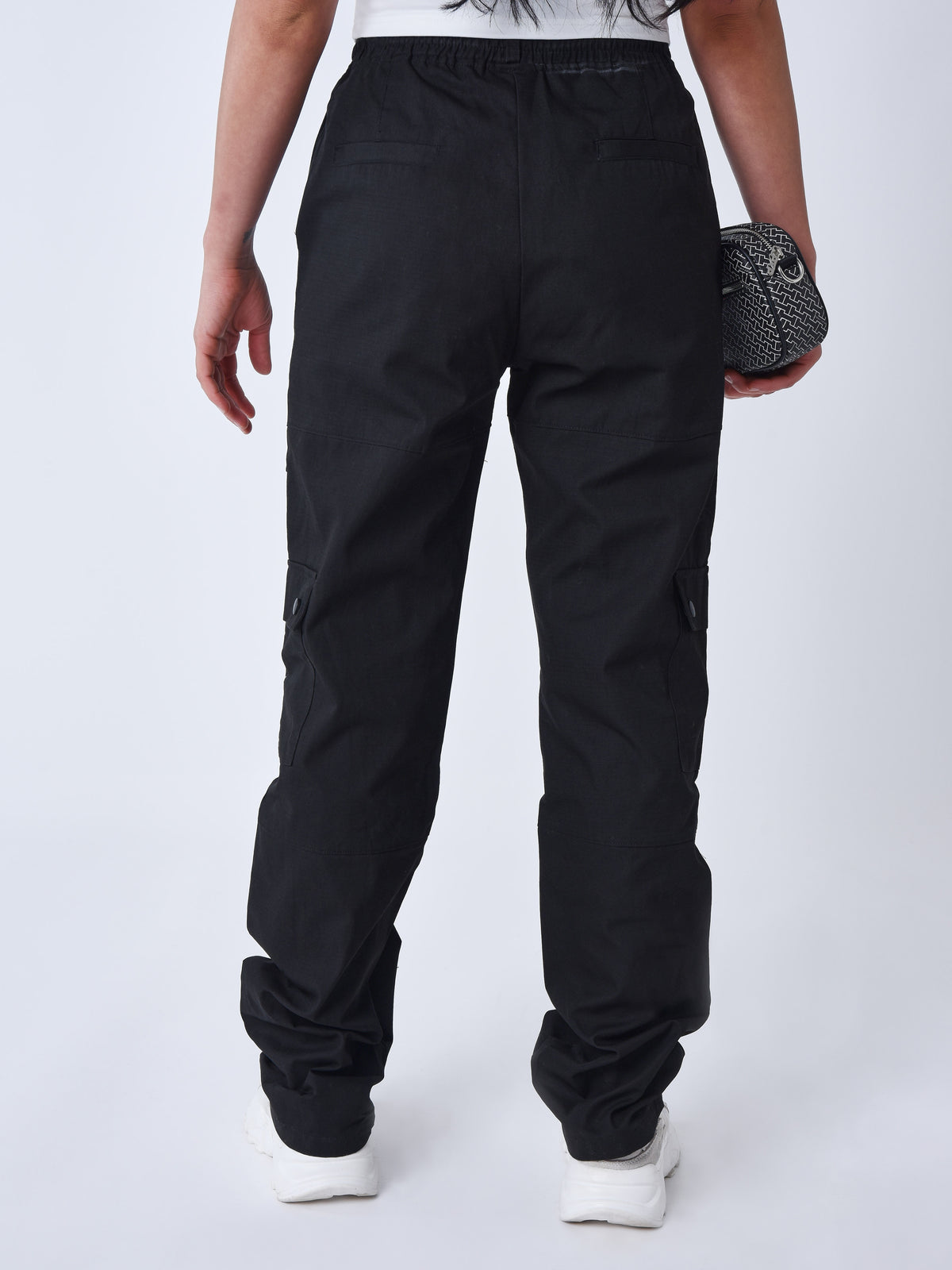 f234207-noir