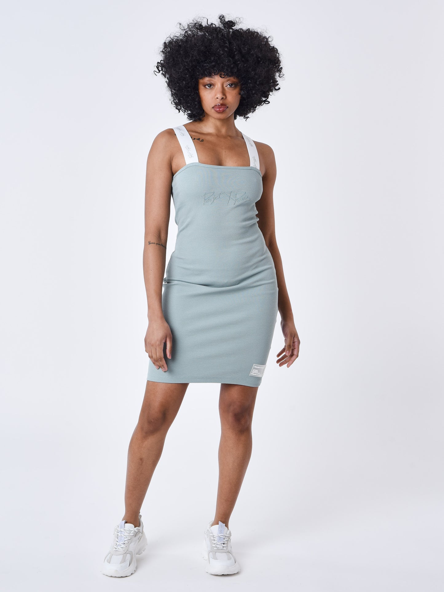 f237706-bleu-vert-modelshot