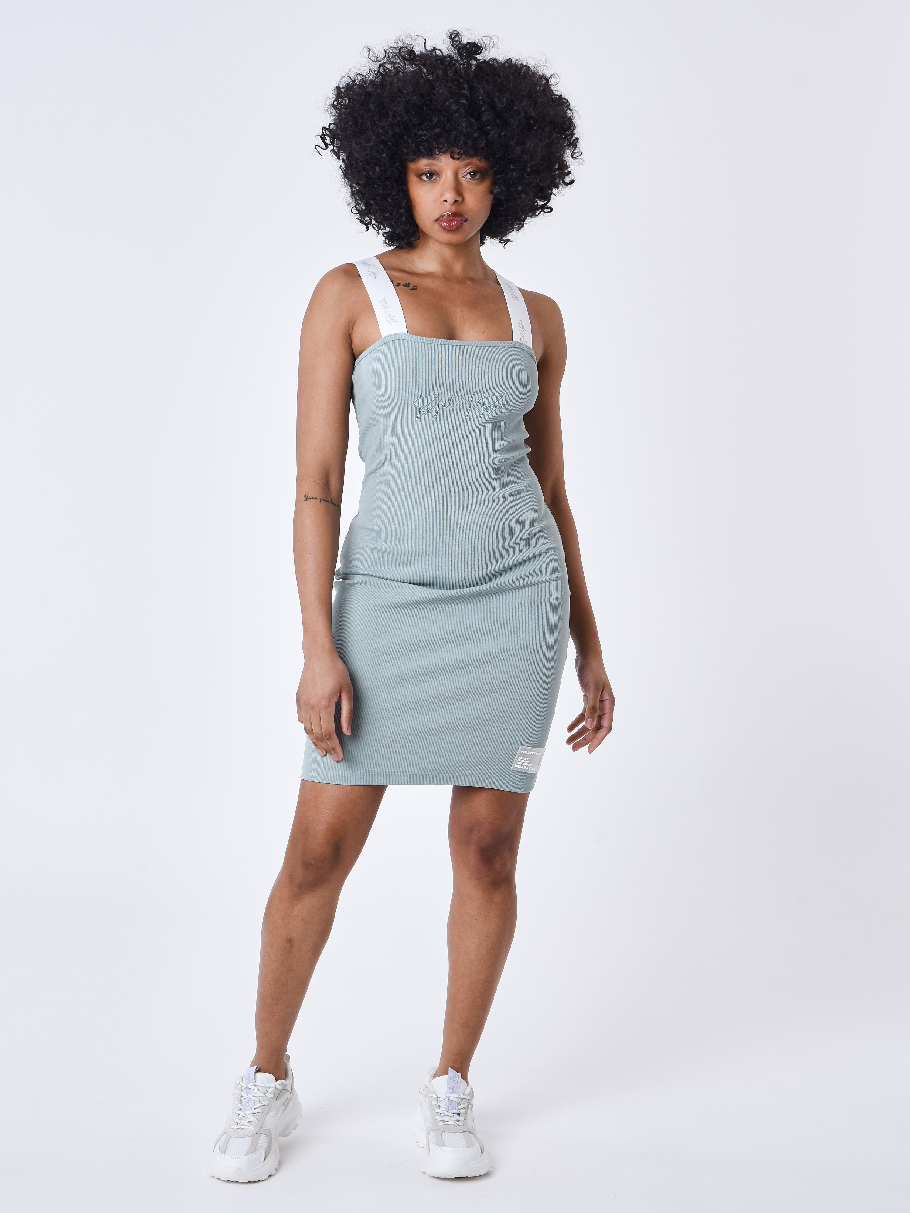 Vestido con tirantes anchos-1