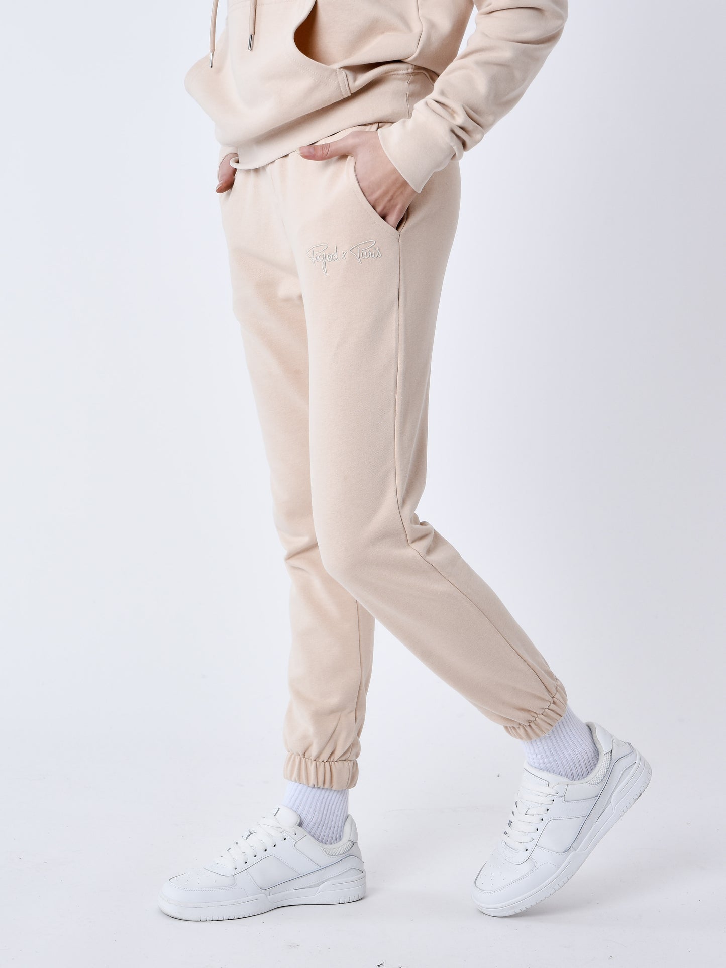 f244138-2-4754-beige