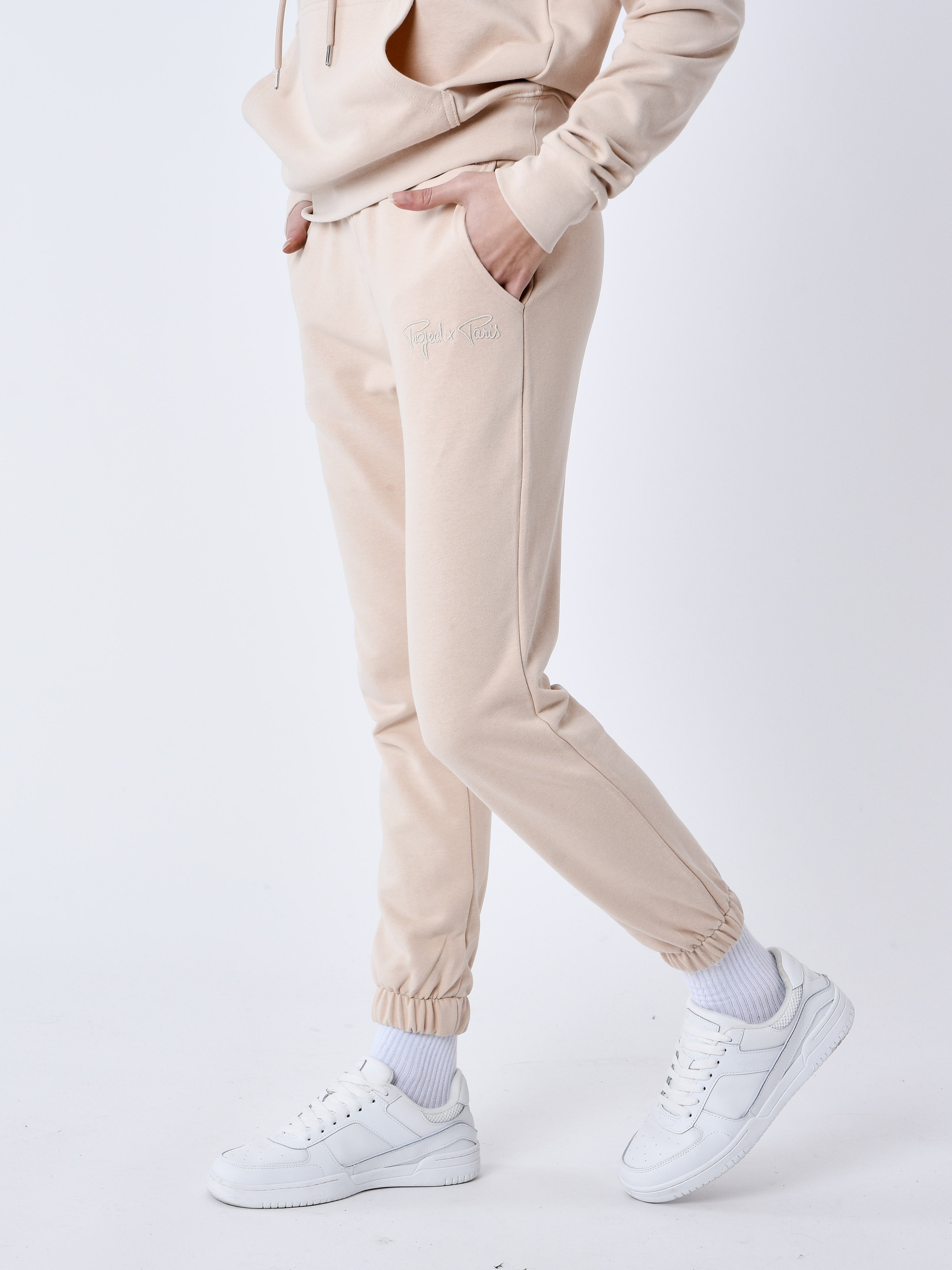 f244138-2-4754-beige