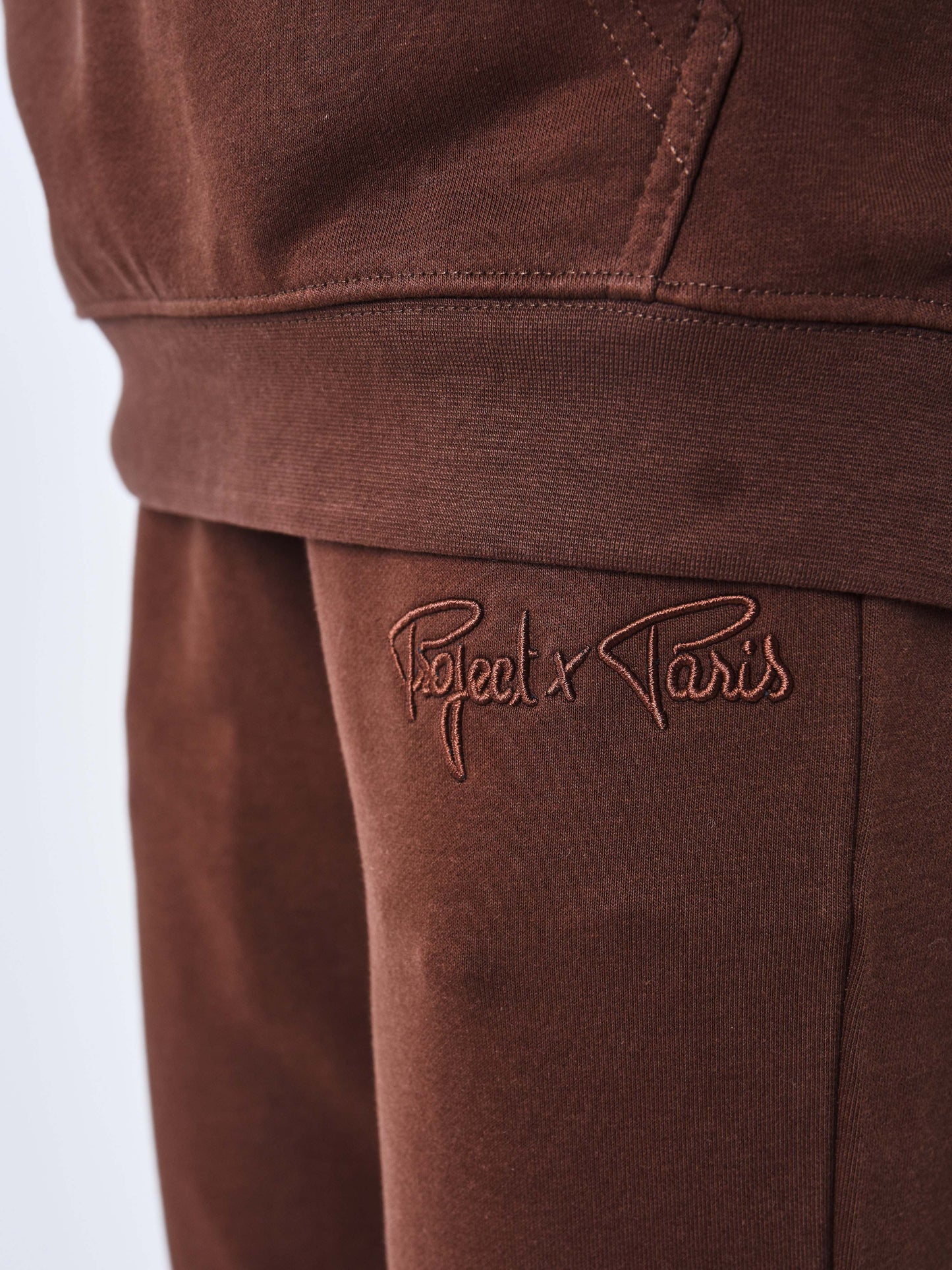 f244138-2-4754-marron