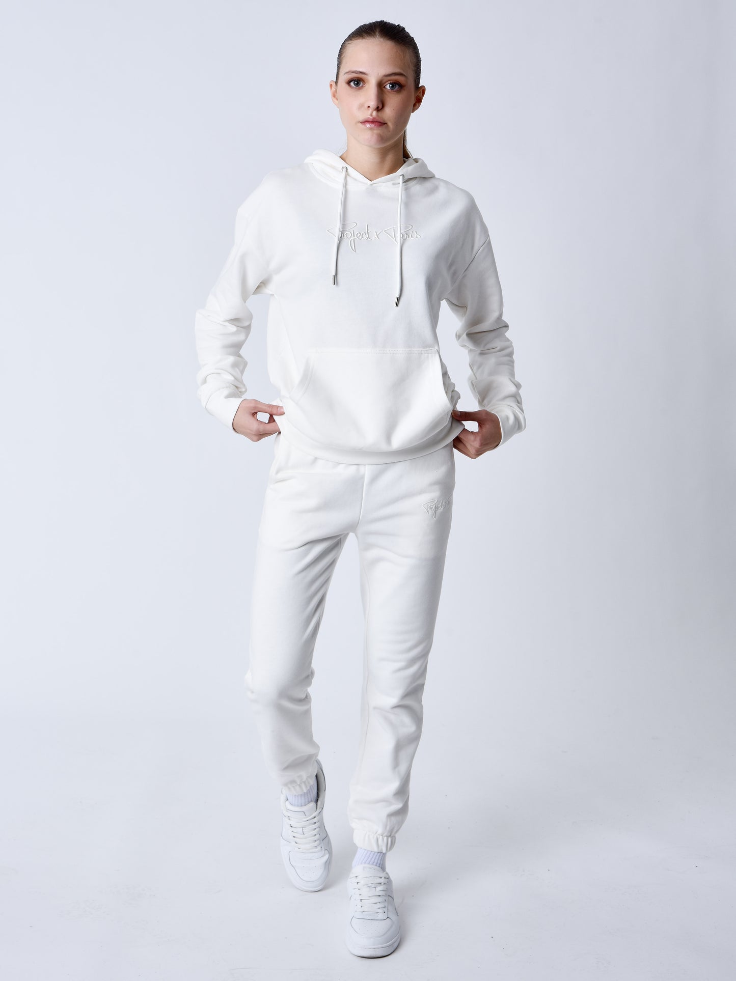 f244138-2-4754-blanc-casse