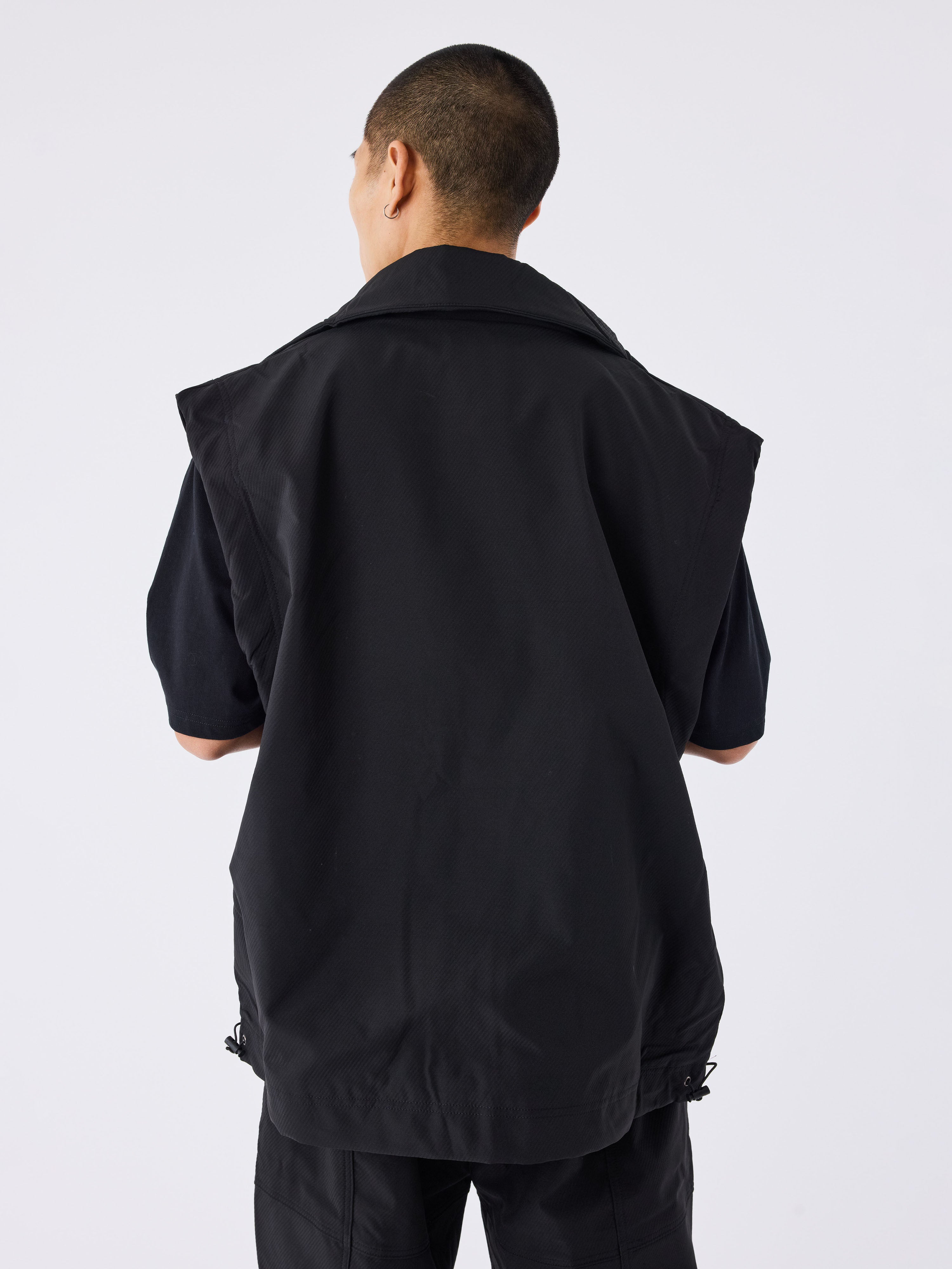 gilet-oversize-a-poches-noir