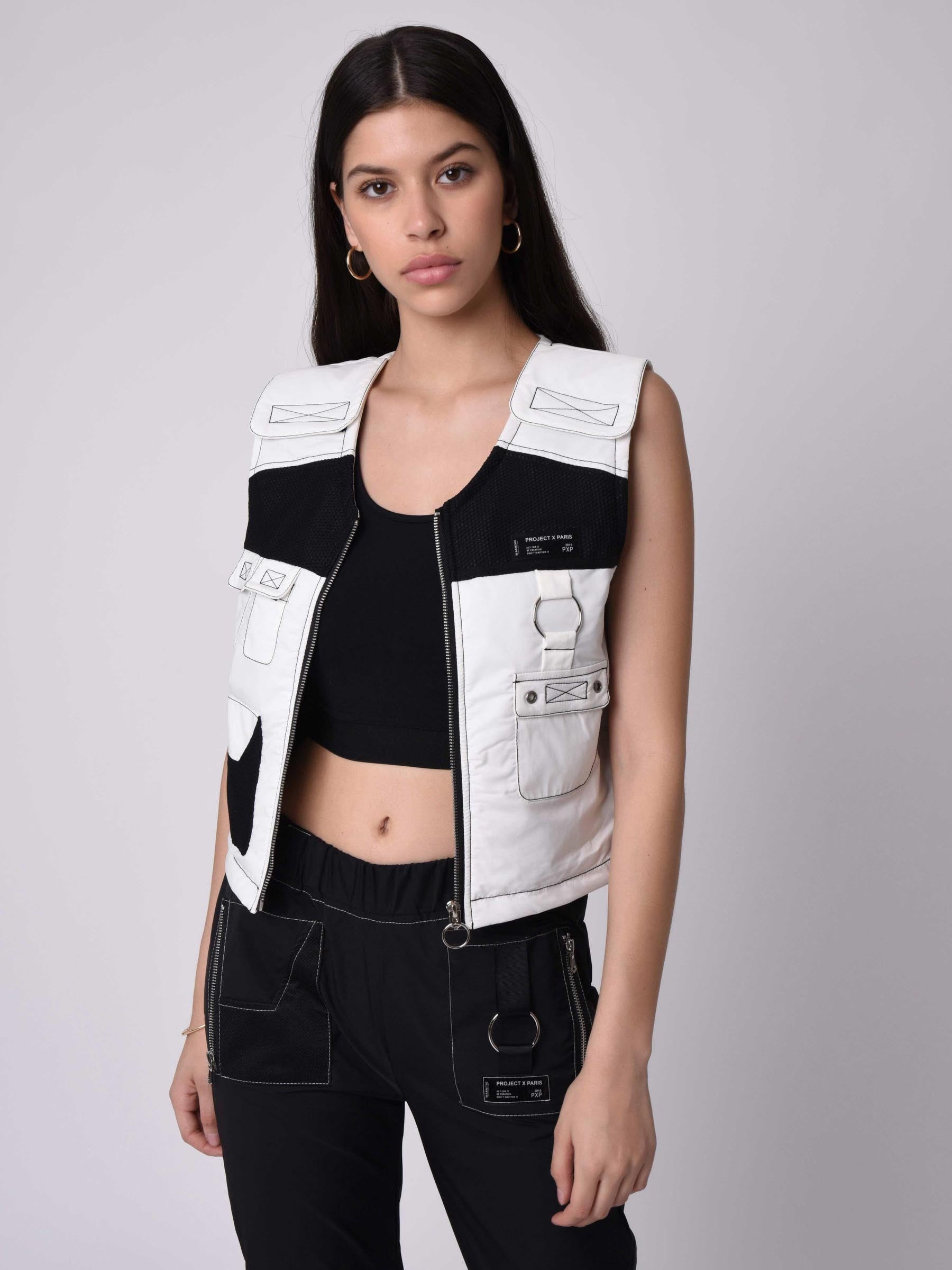 Utility mouwloos vest met contrasterende naden en mesh inzetstuk-7