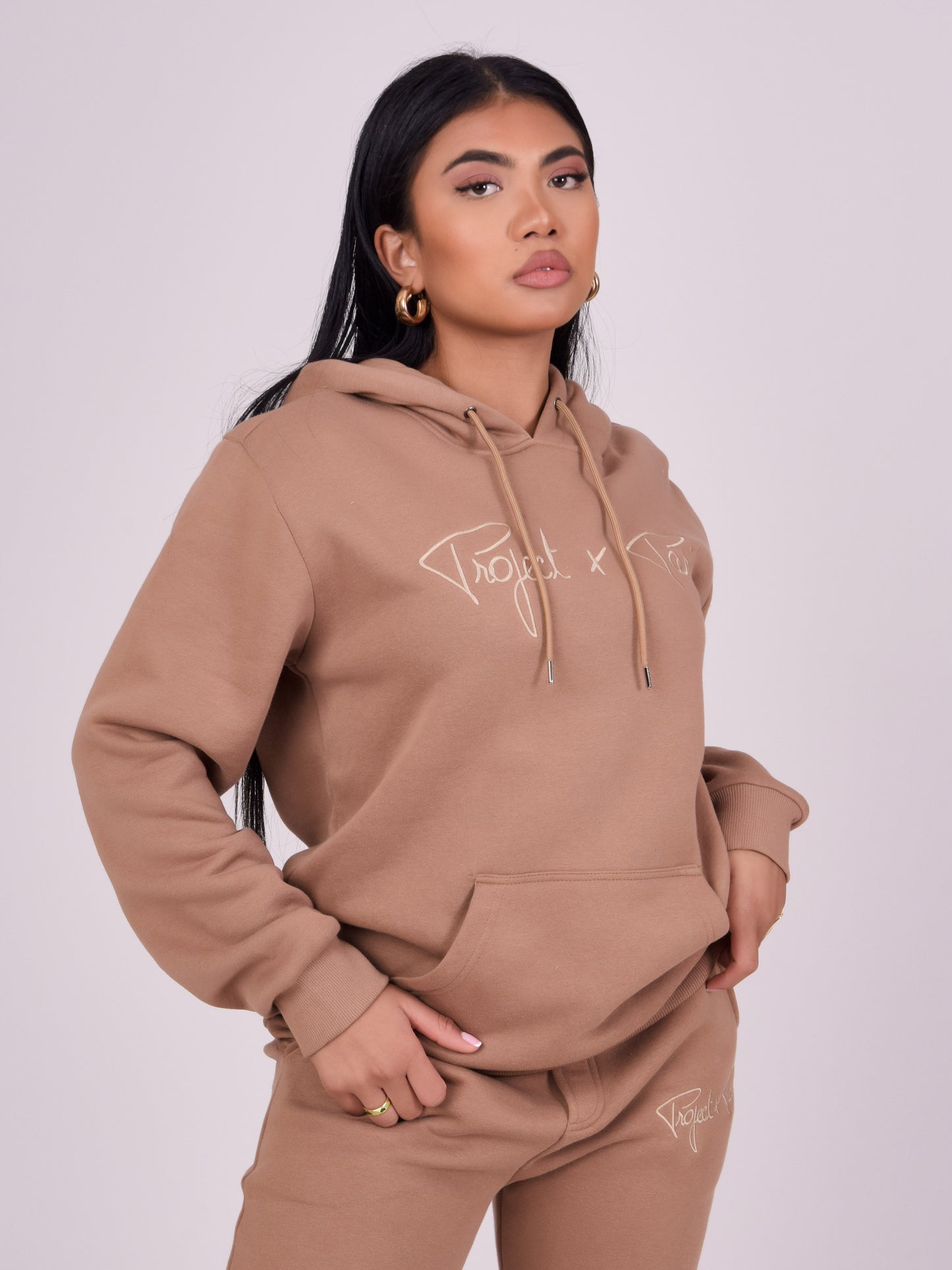 hoodie-avec-broderie-logo-homme-1920010-4205-orange-modelshot