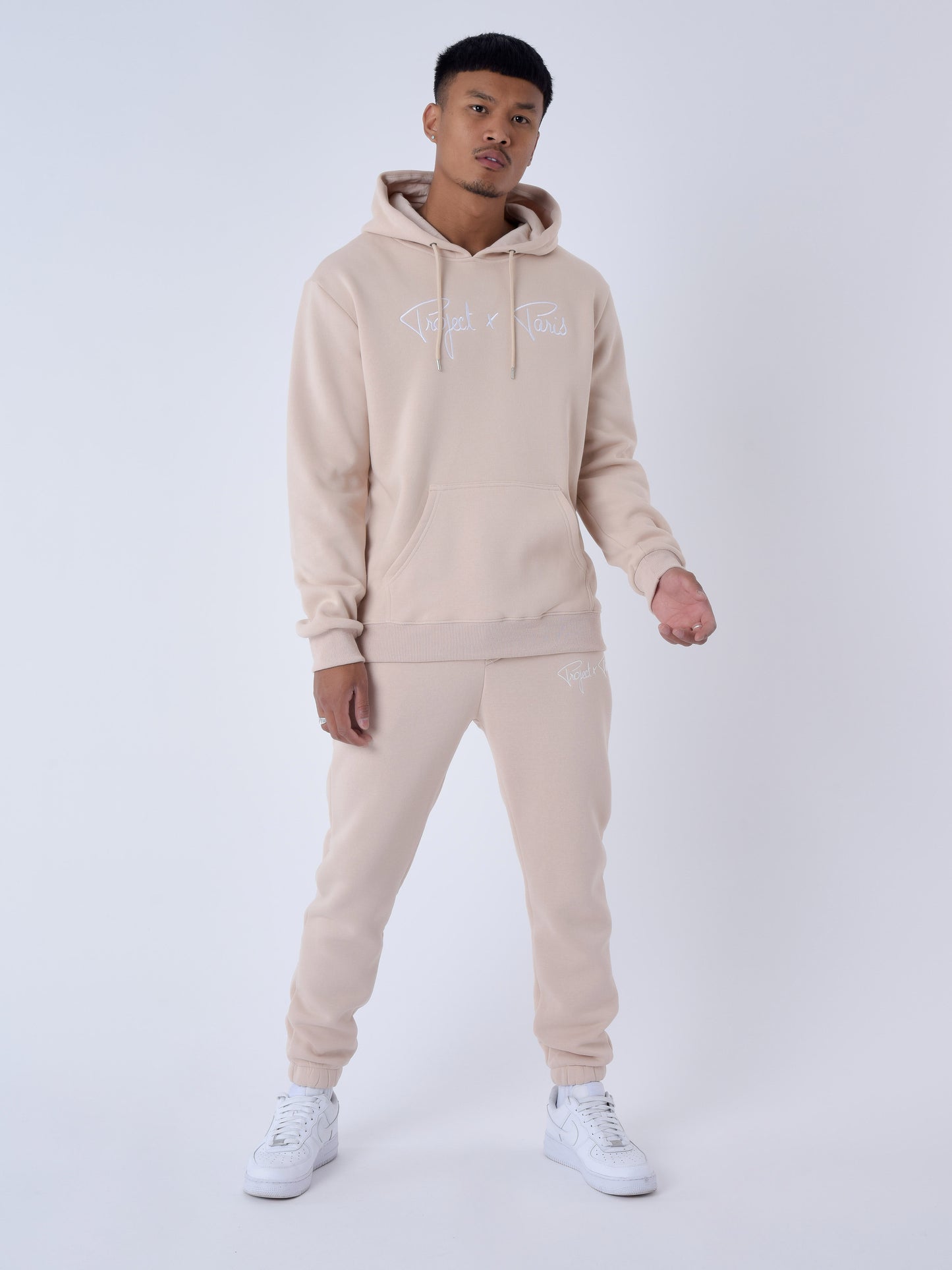 hoodie-avec-broderie-logo-homme-1920010-4205-orange-modelshot