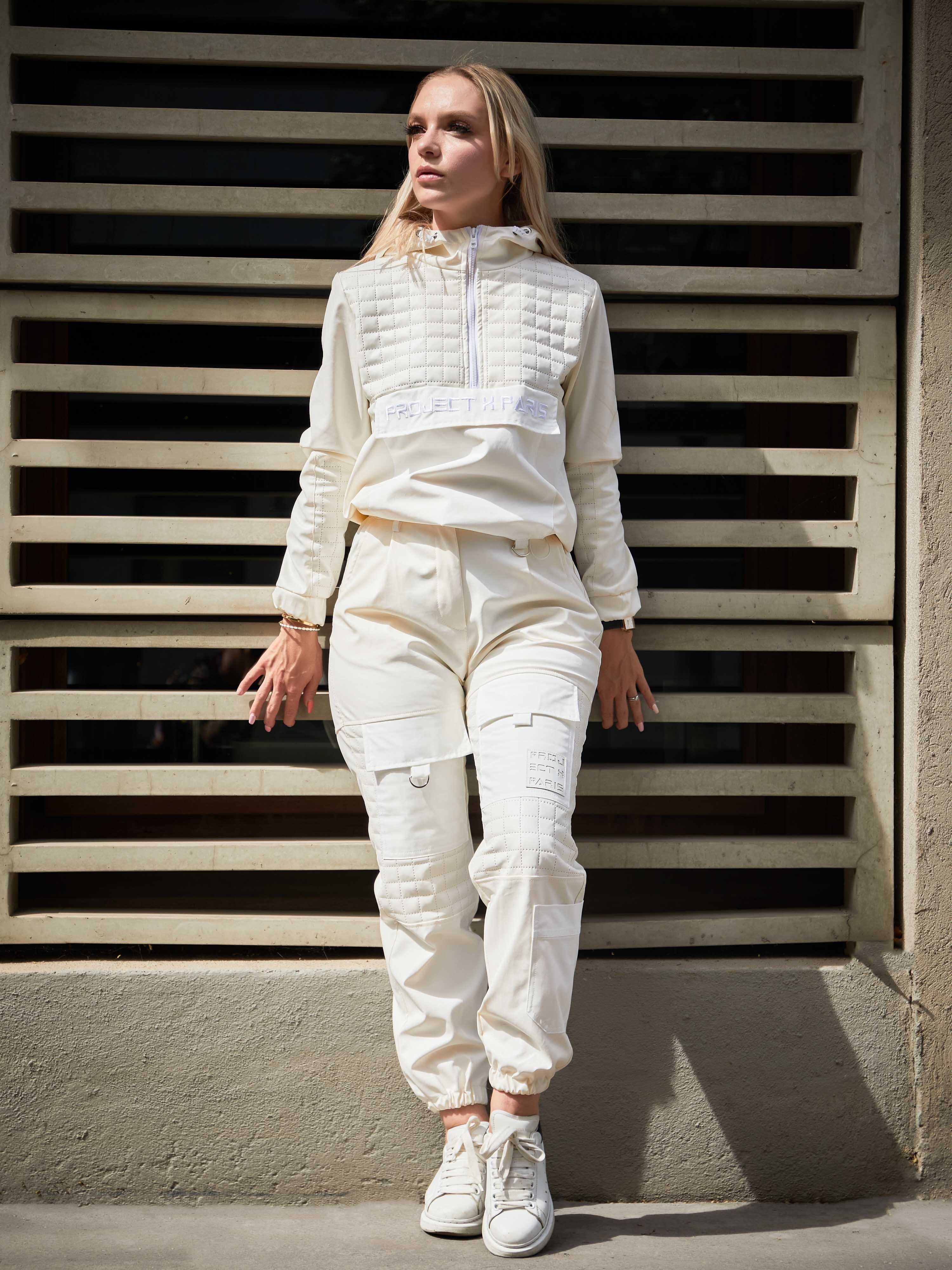 hoodie-enfiable-matelassage-carre-simili-cuir-f202033-blanc