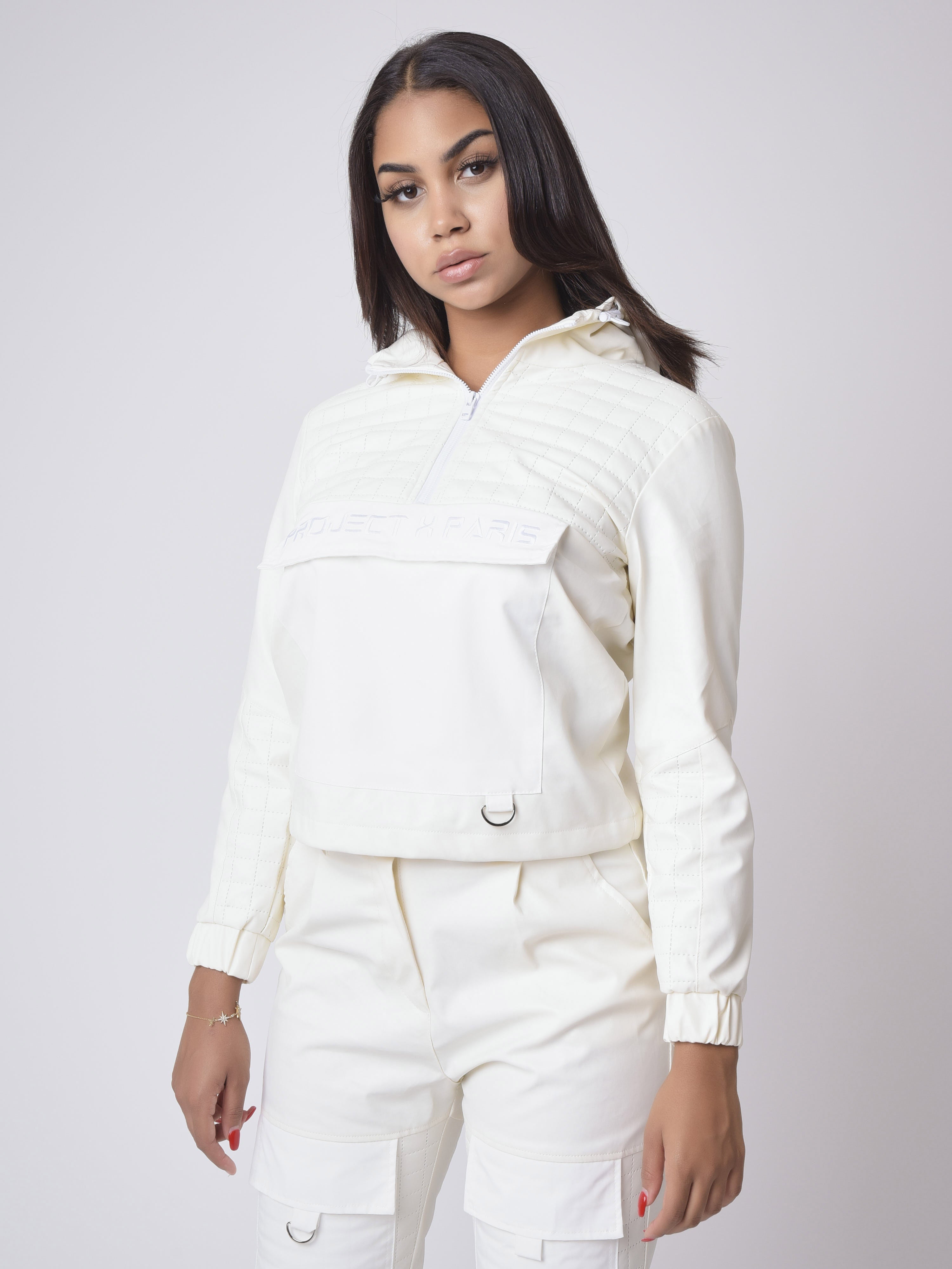 hoodie-enfiable-matelassage-carre-simili-cuir-f202033-blanc