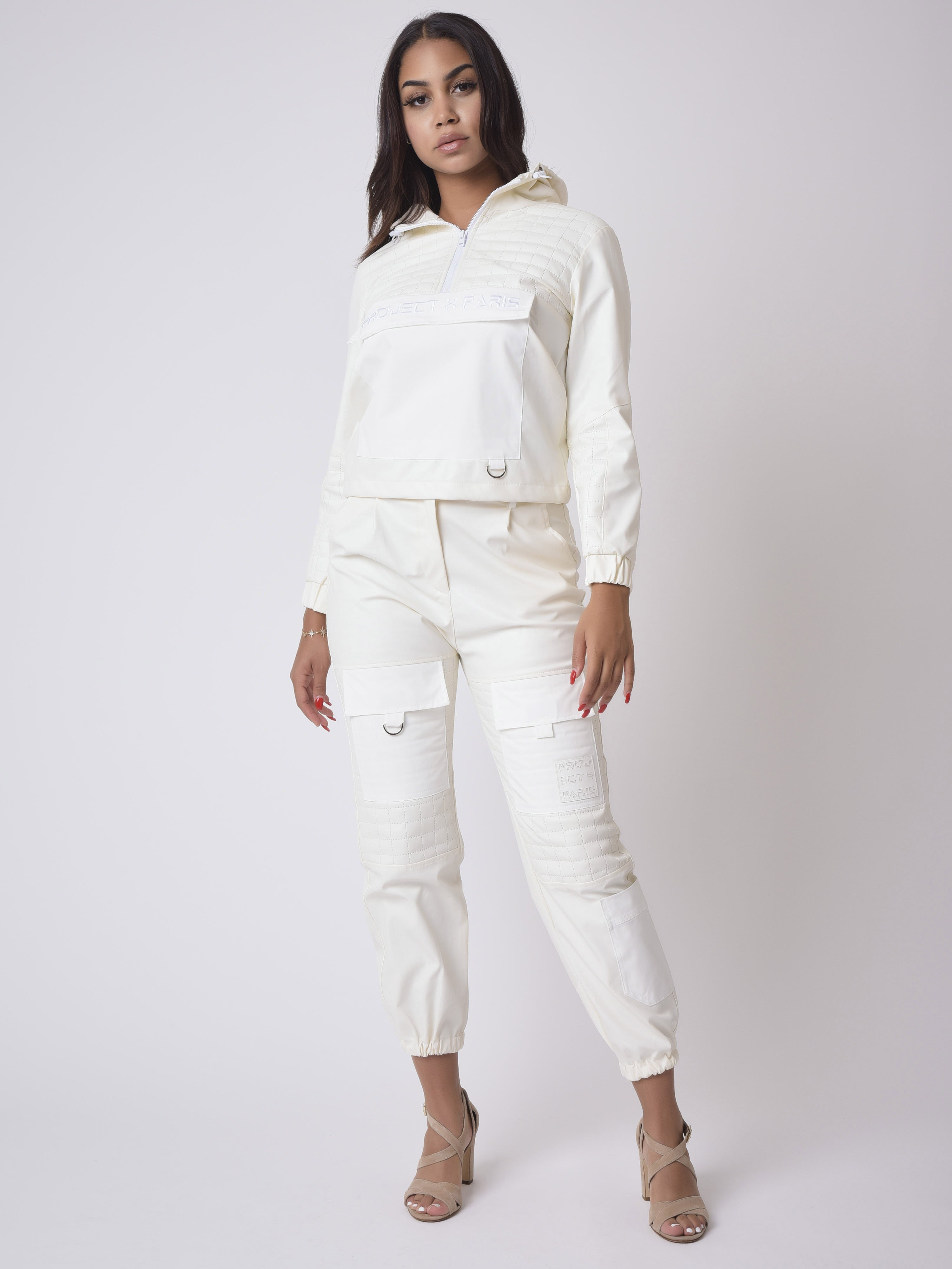 hoodie-enfiable-matelassage-carre-simili-cuir-f202033-blanc