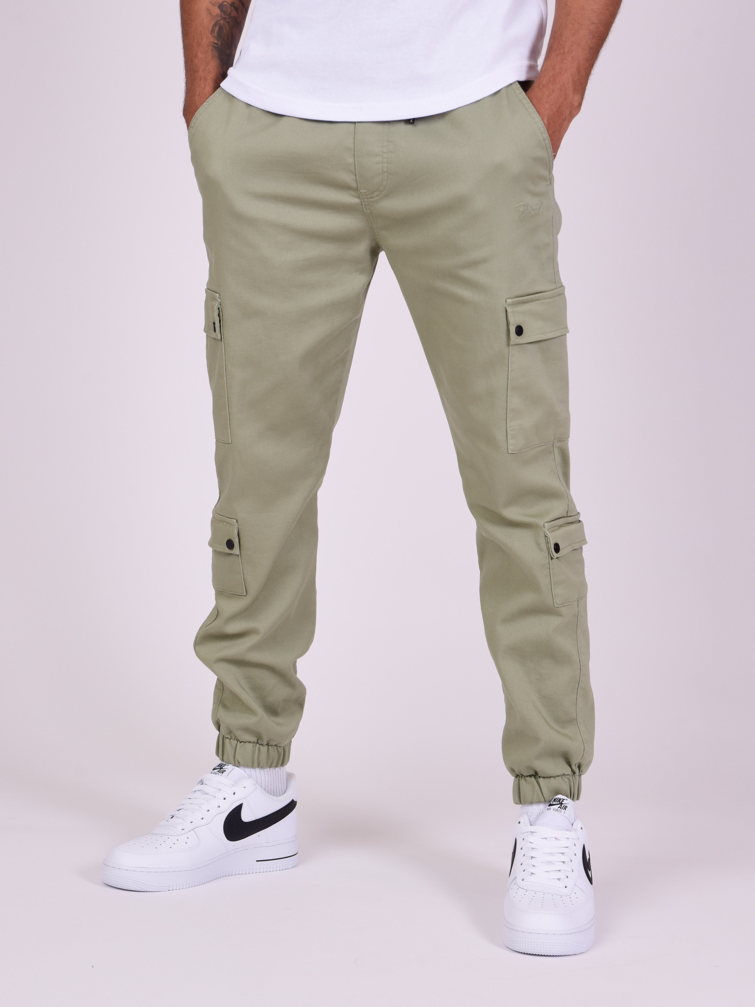 Multi-pocket cargo pants with elastic tightening-4