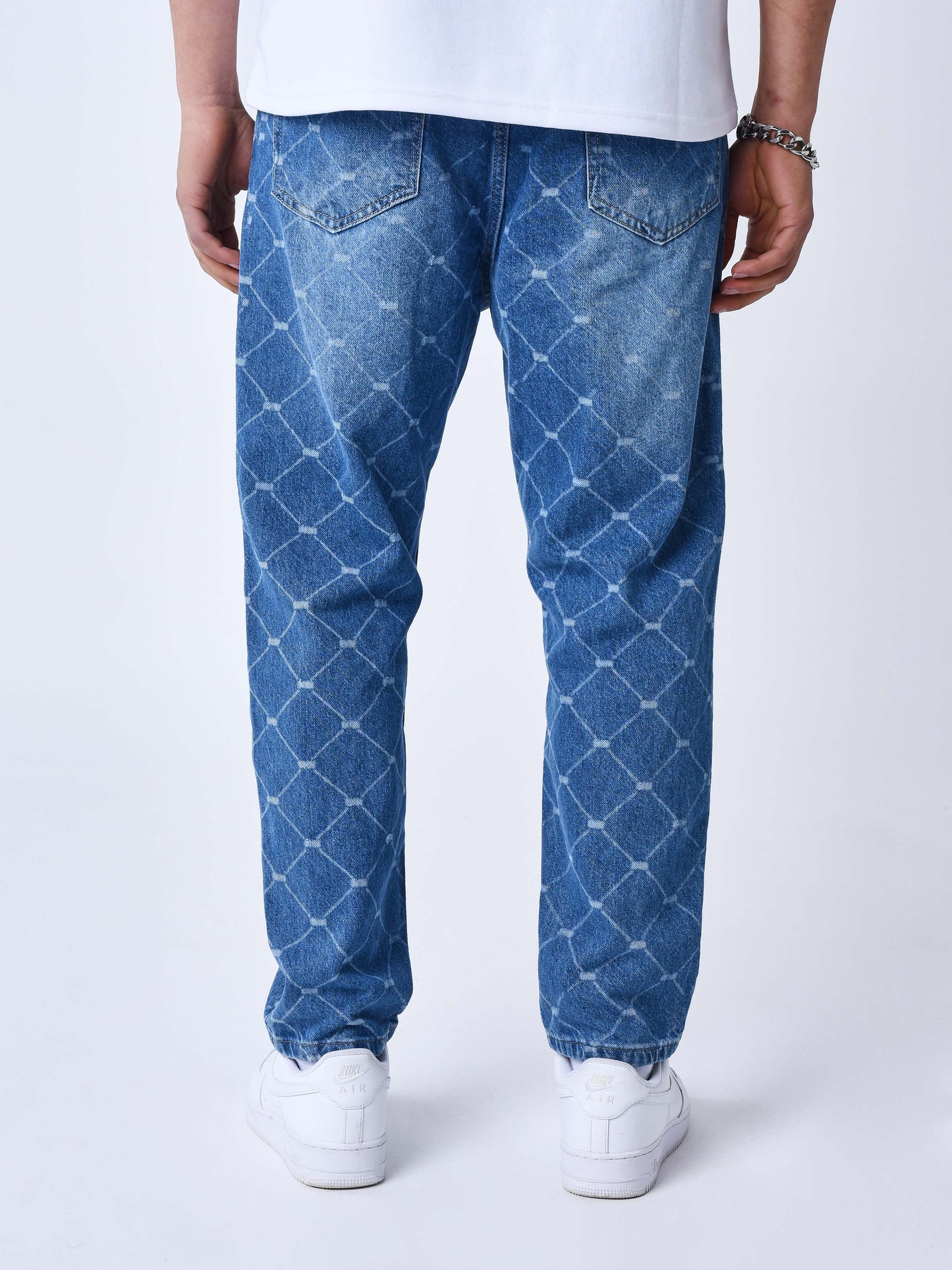 jean-coupe-ample-delavage-laser-bleu