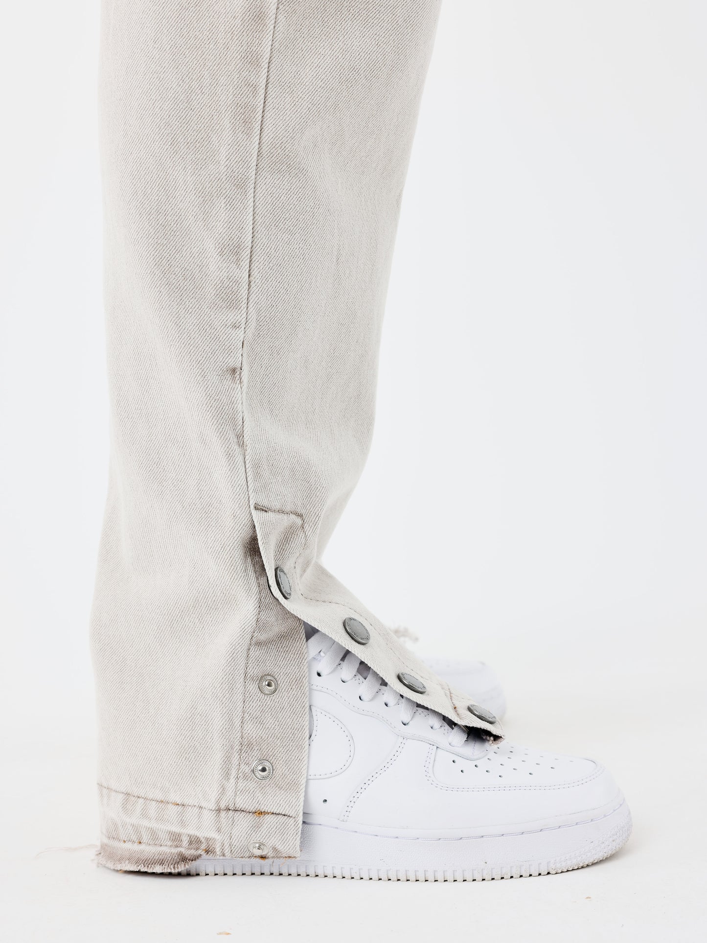 jean-large-d-ensemble-gris-clair