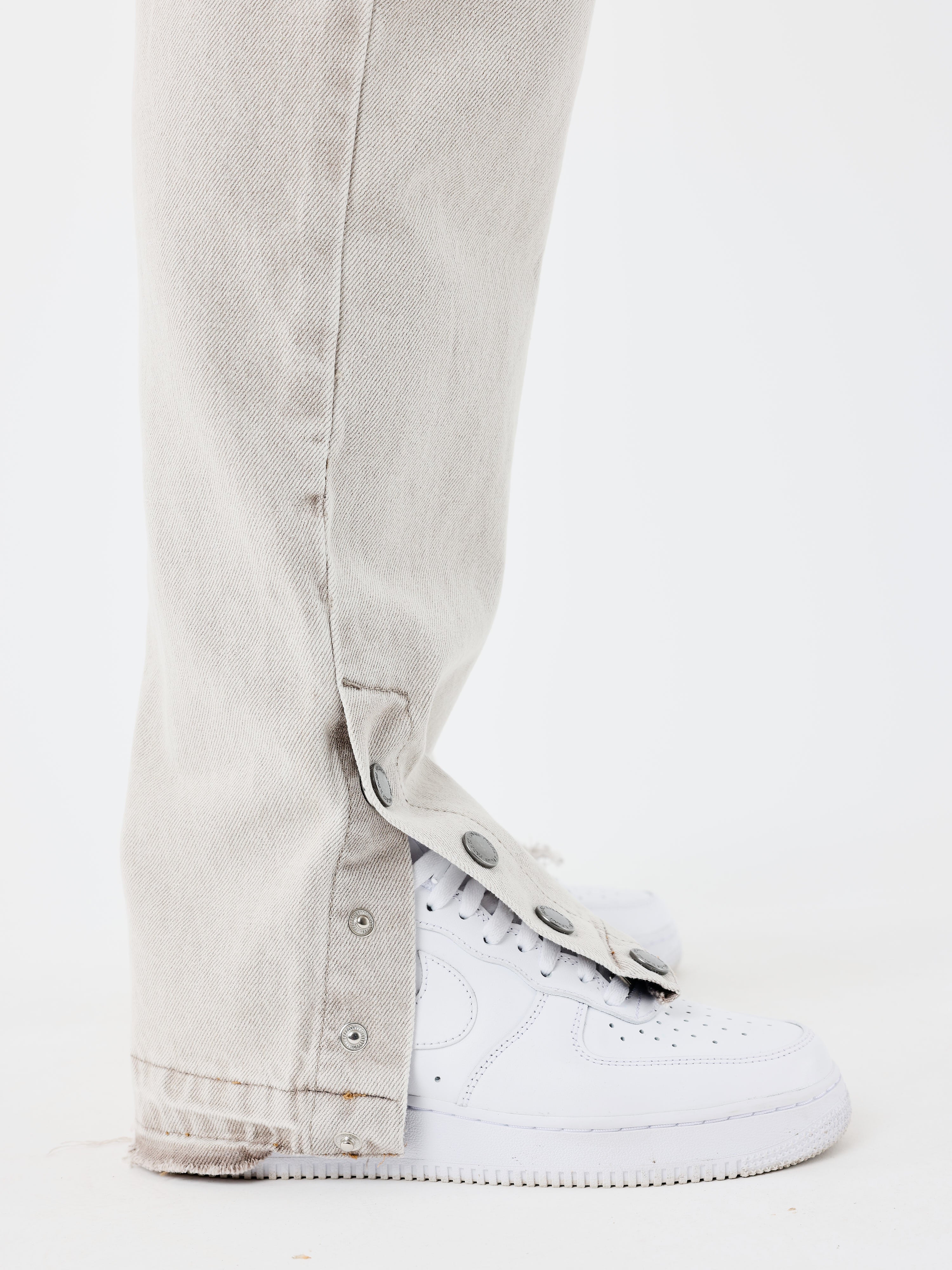jean-large-d-ensemble-gris-clair