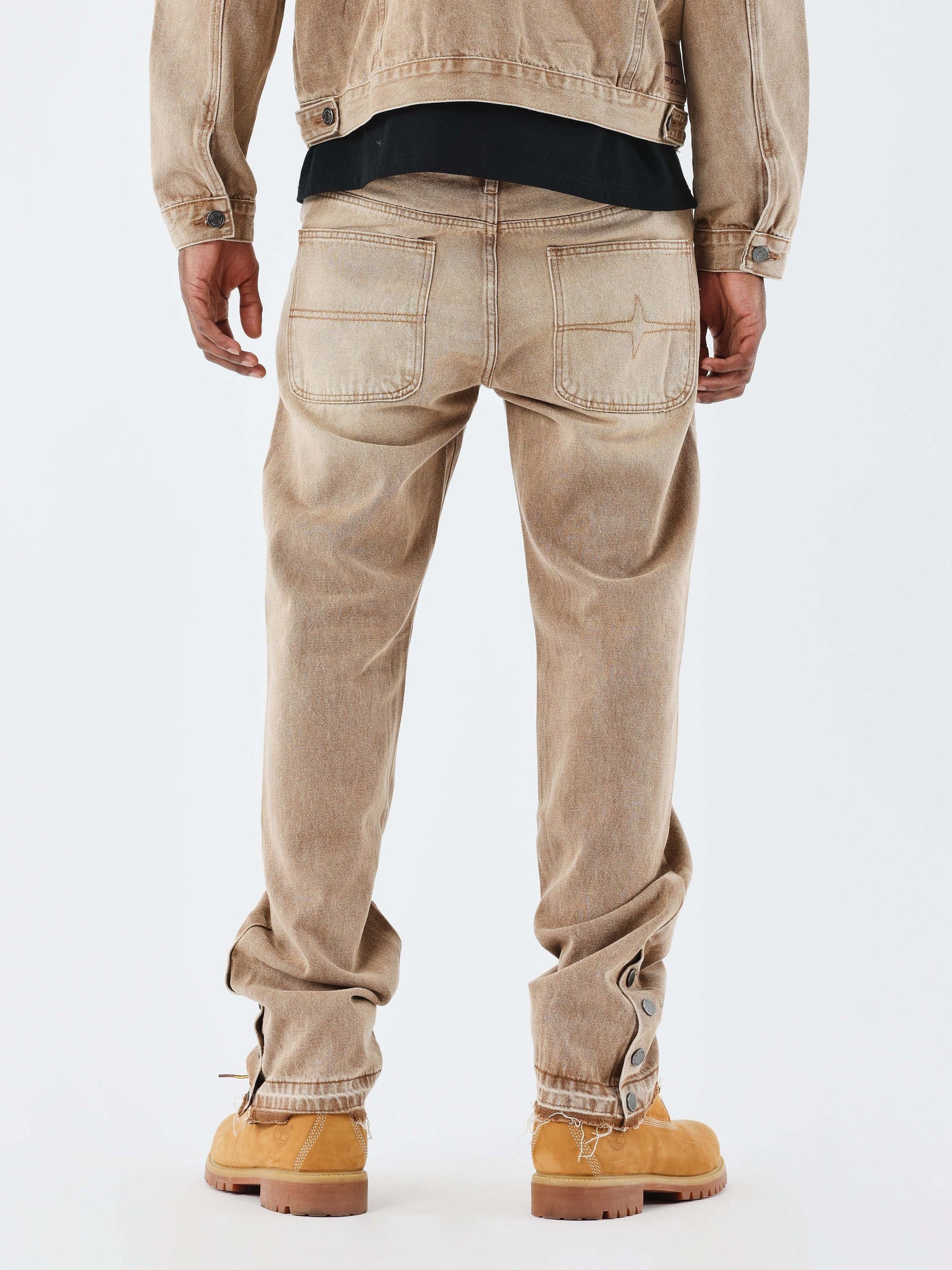 jean-large-d-ensemble-camel