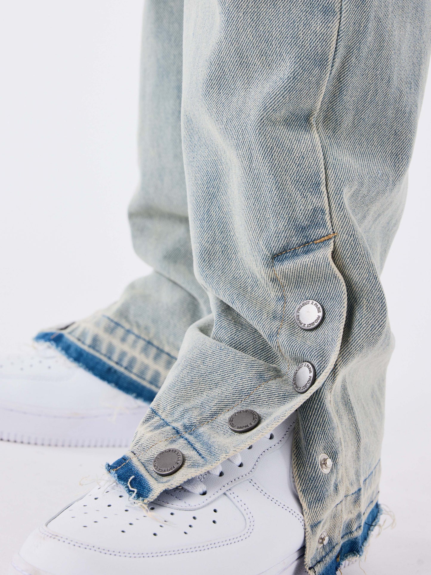jean-large-d-ensemble-bleu-detailshot