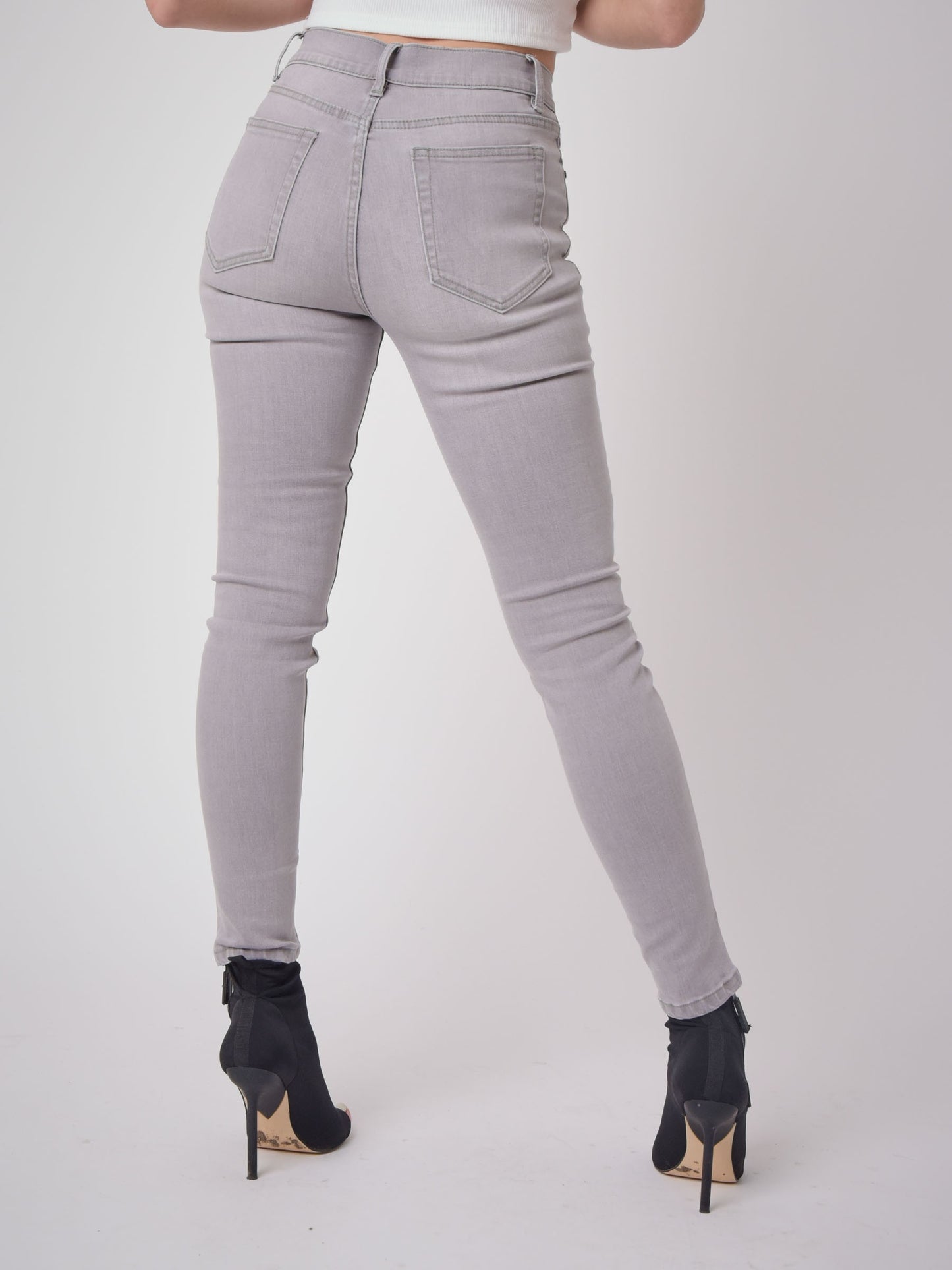 jean-skinny-fit-etiquette-logo-f1990013a-gris-clair