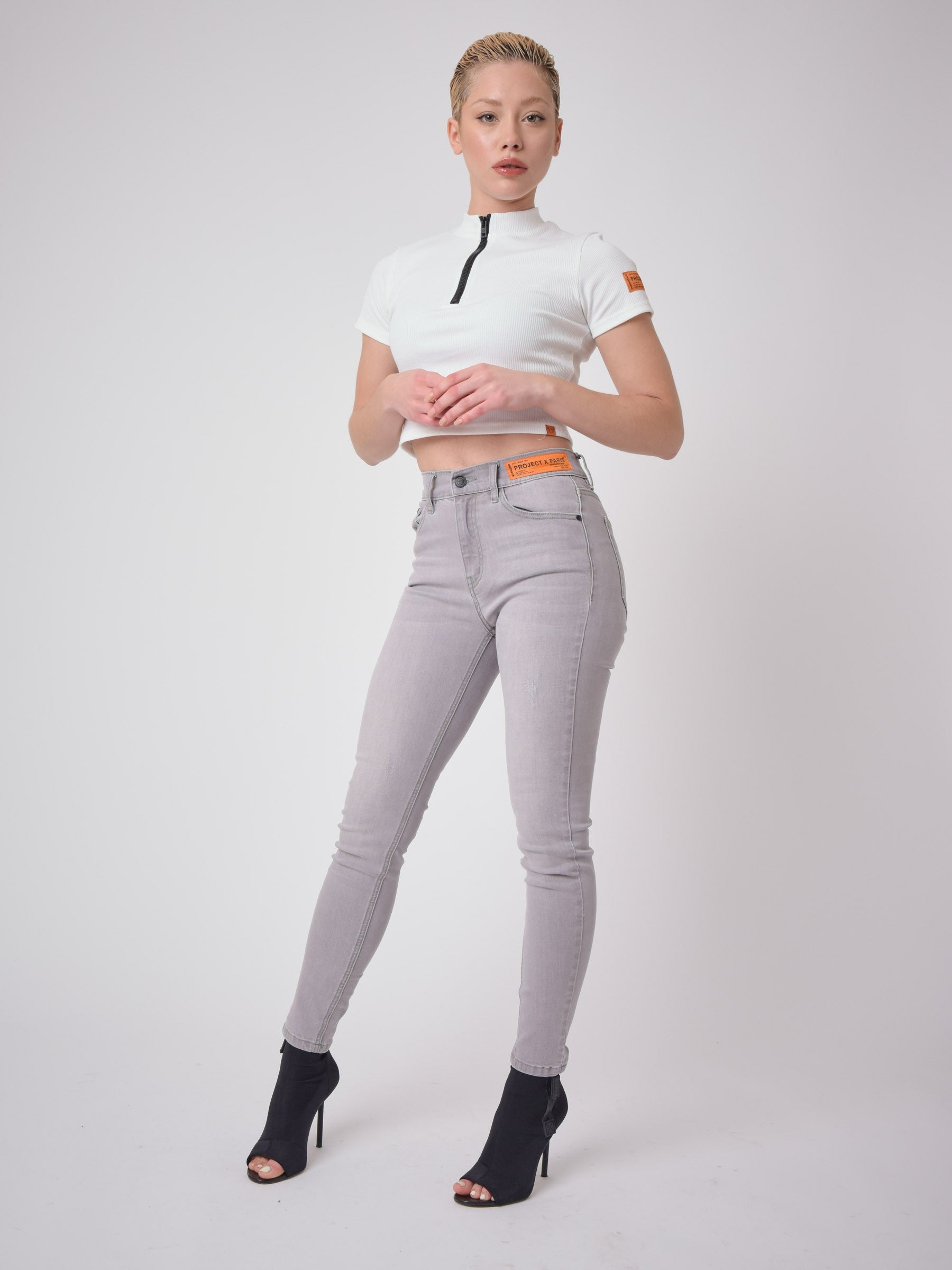 Skinny fit farkut logolla merkkinä-1