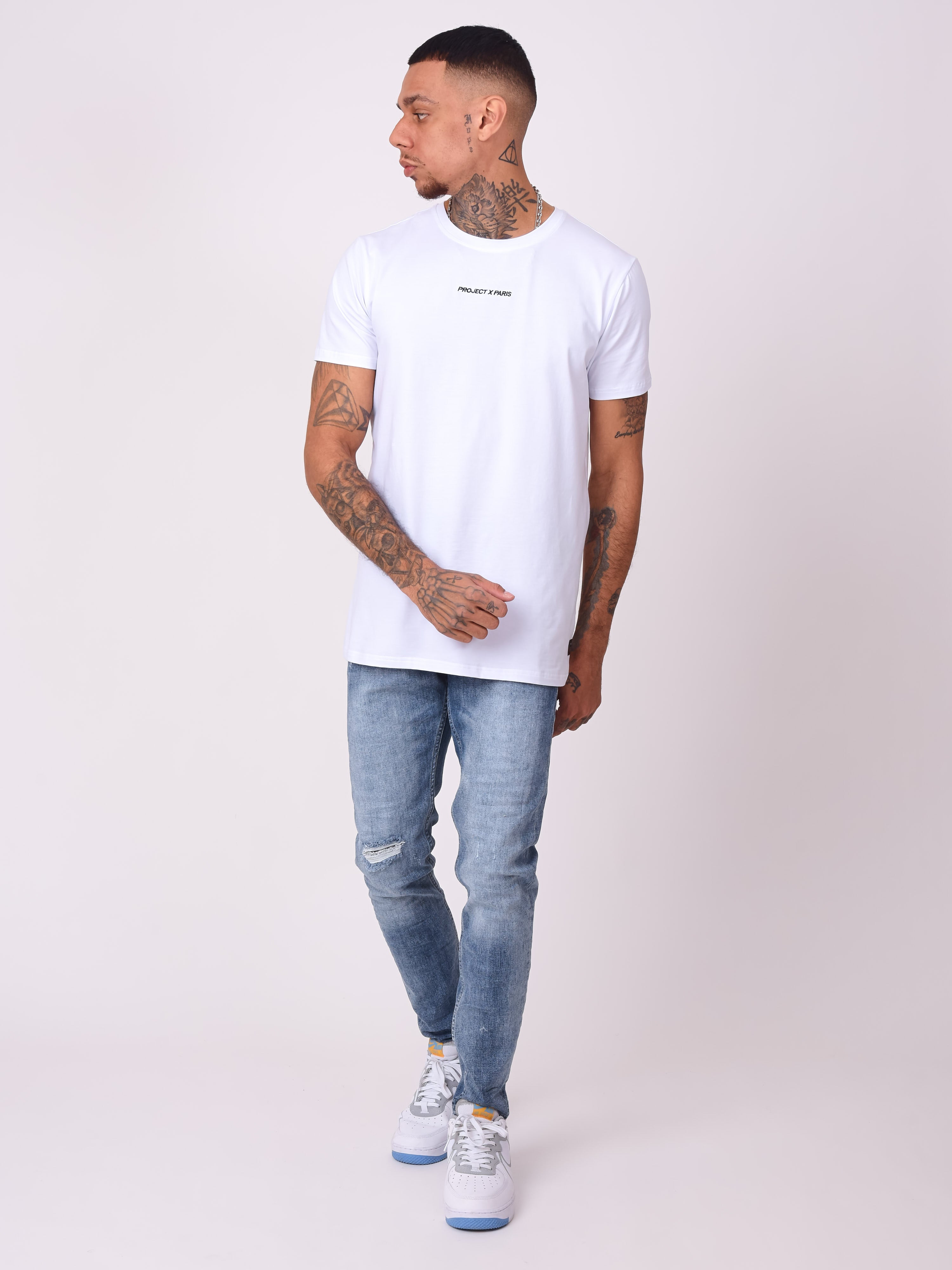 jean-slim-bleu-delave-avec-trou-bleu