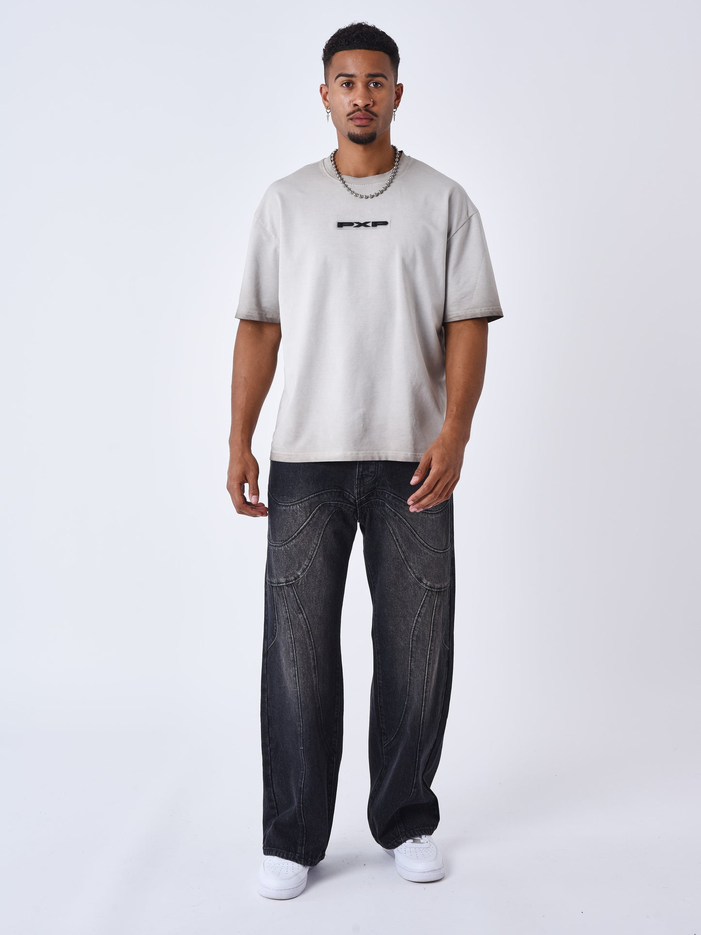 jeans-a-decoupes-organique-noir