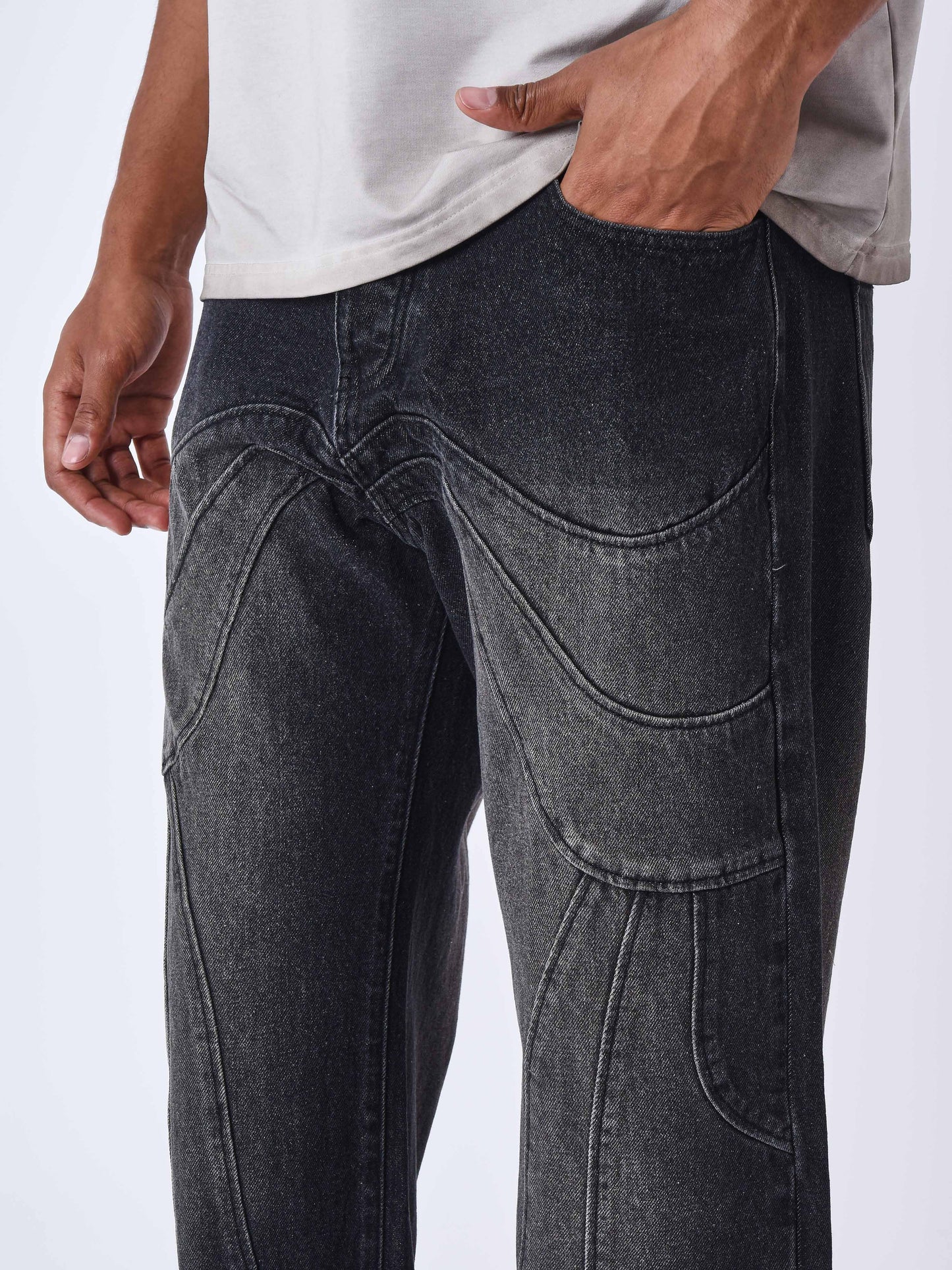 jeans-a-decoupes-organique-noir