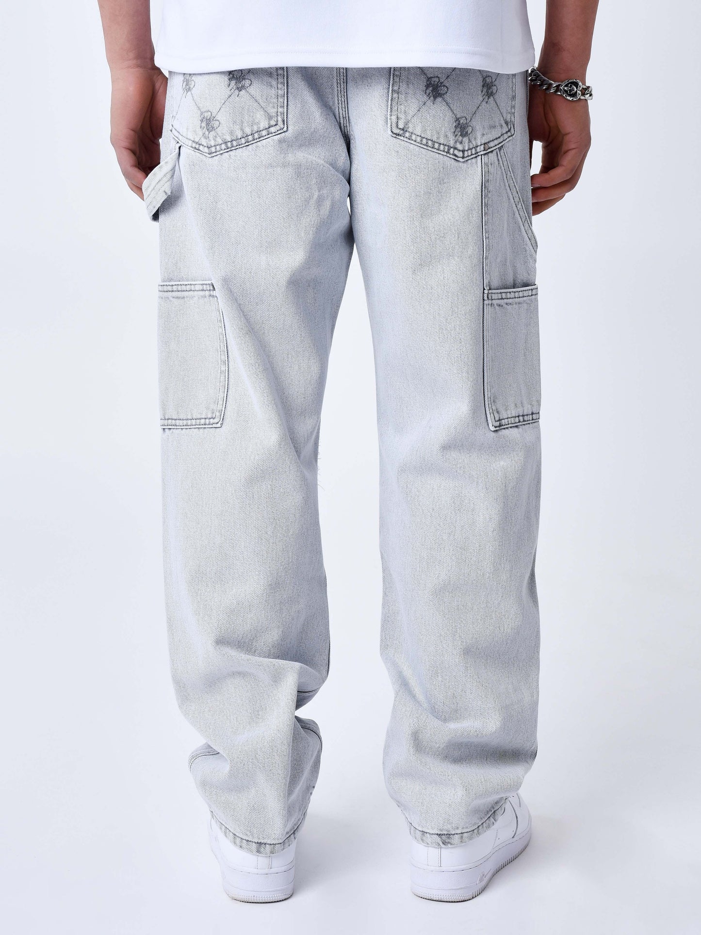 jeans-ample-a-details-charpentier-5070-gris-clair