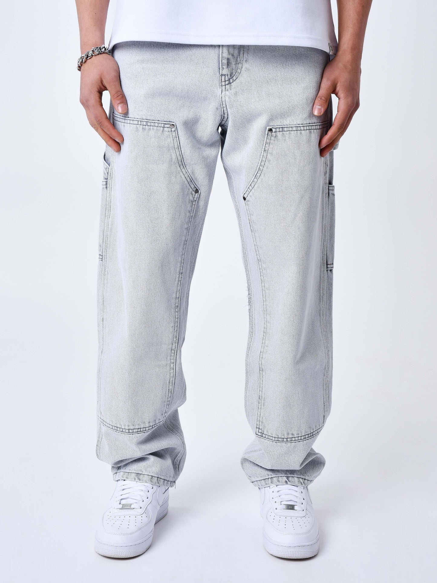 jeans-ample-a-details-charpentier-5070-gris-clair