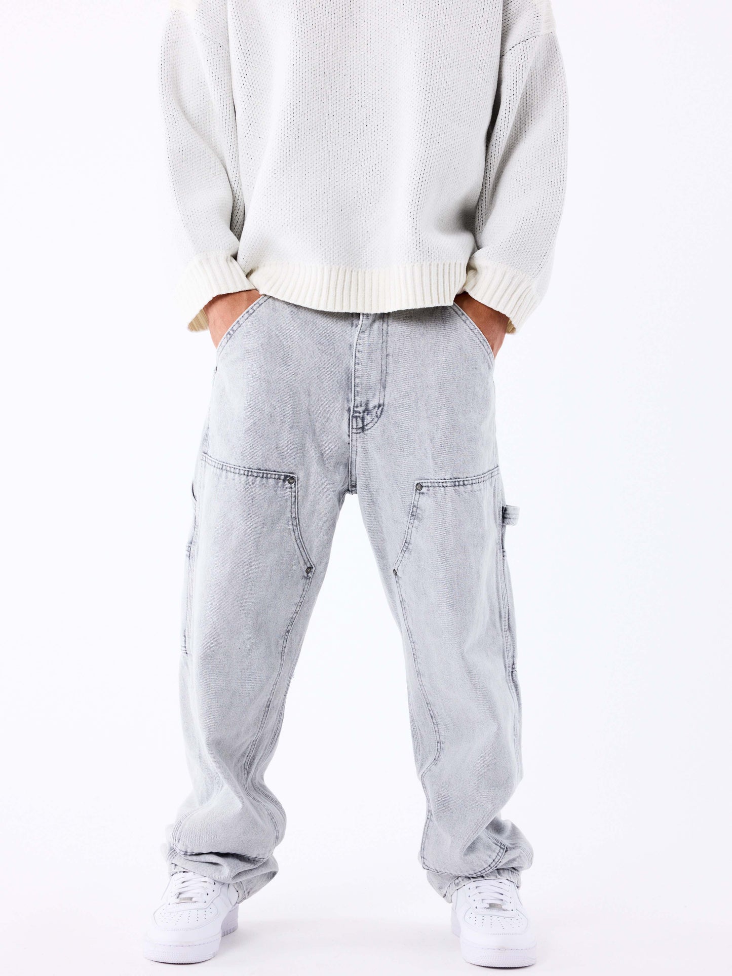 jeans-ample-a-details-charpentier-5070-gris-clair
