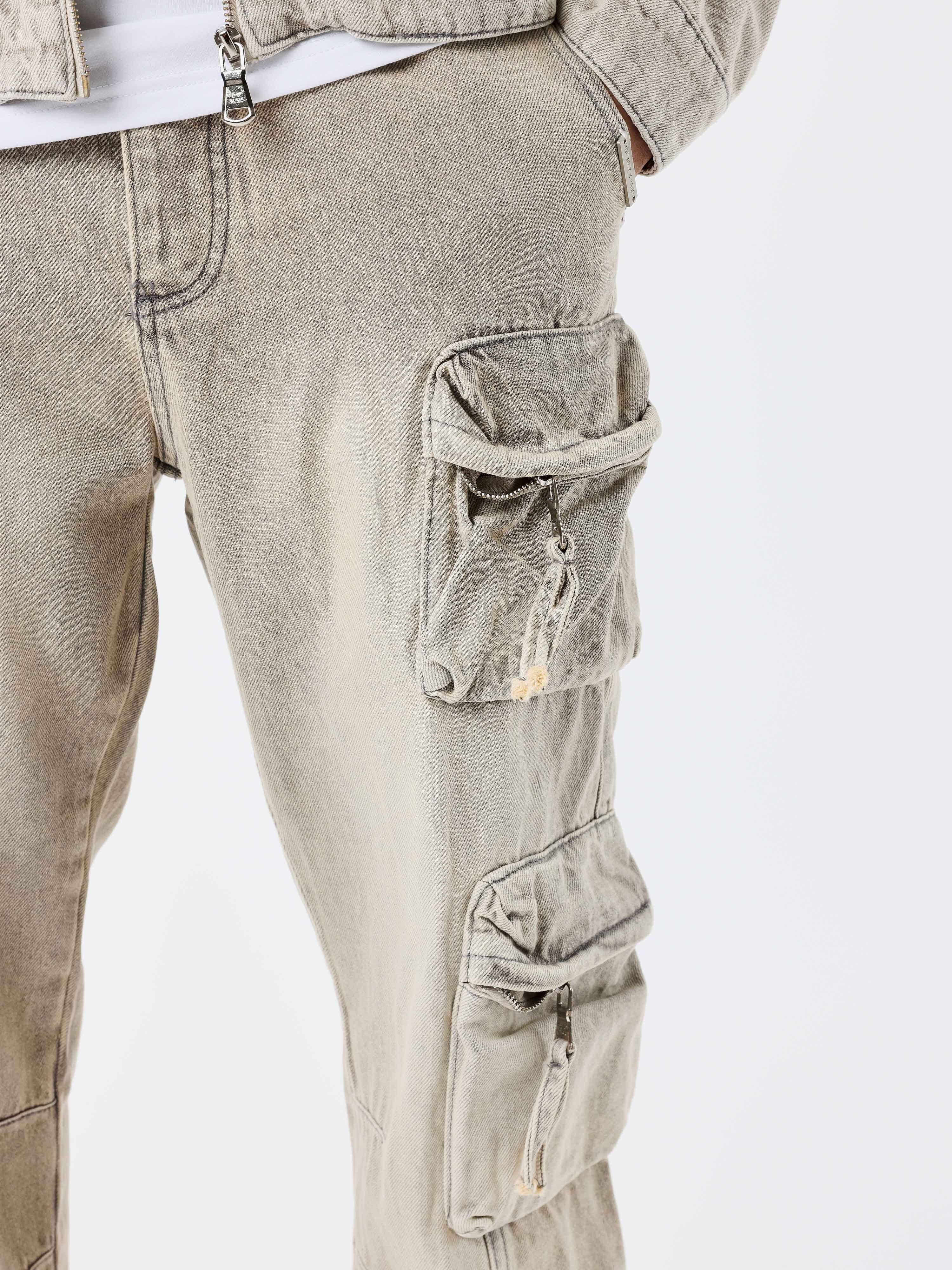 Jeans aus rohem Workwear-Stoff mit mehreren Taschen-4