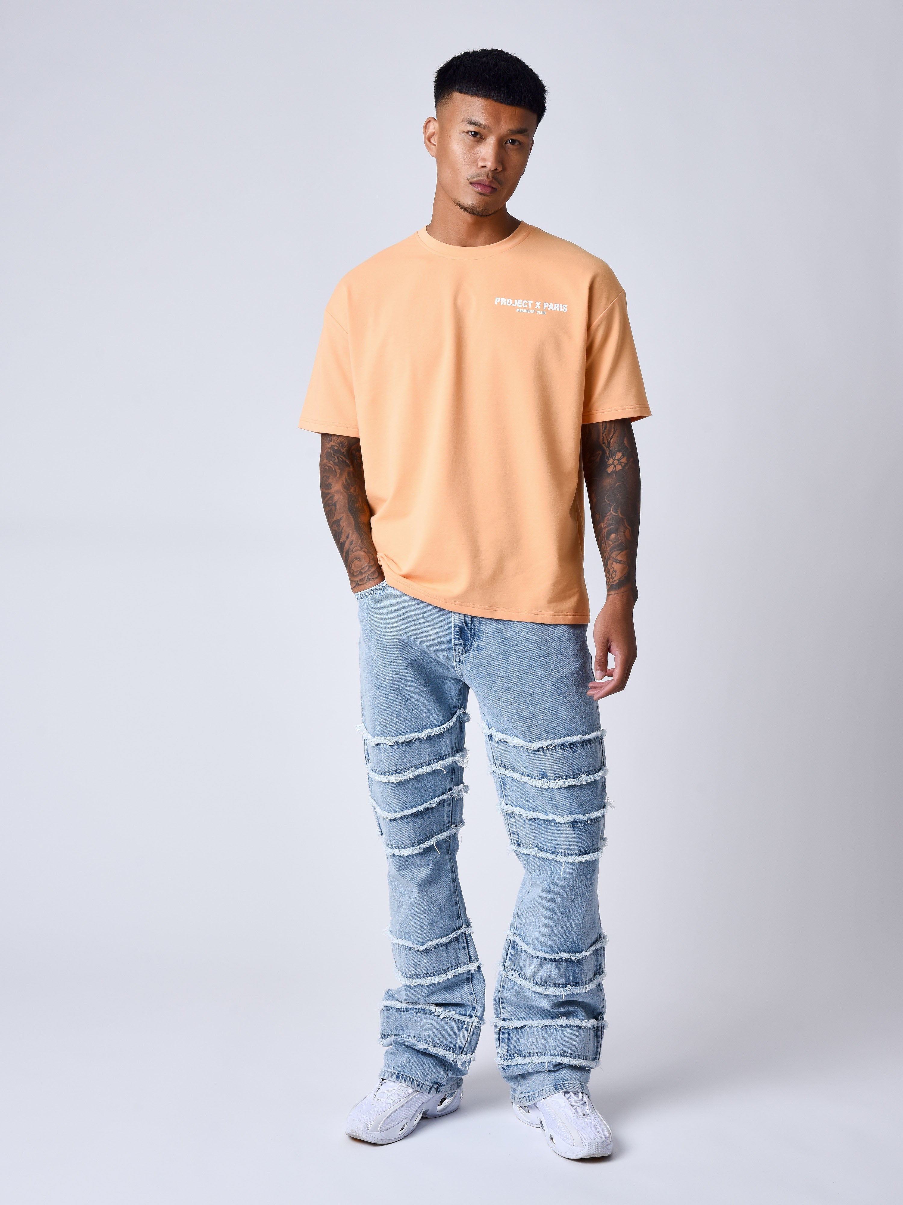 Jeans flare com detalhes desfiados-1