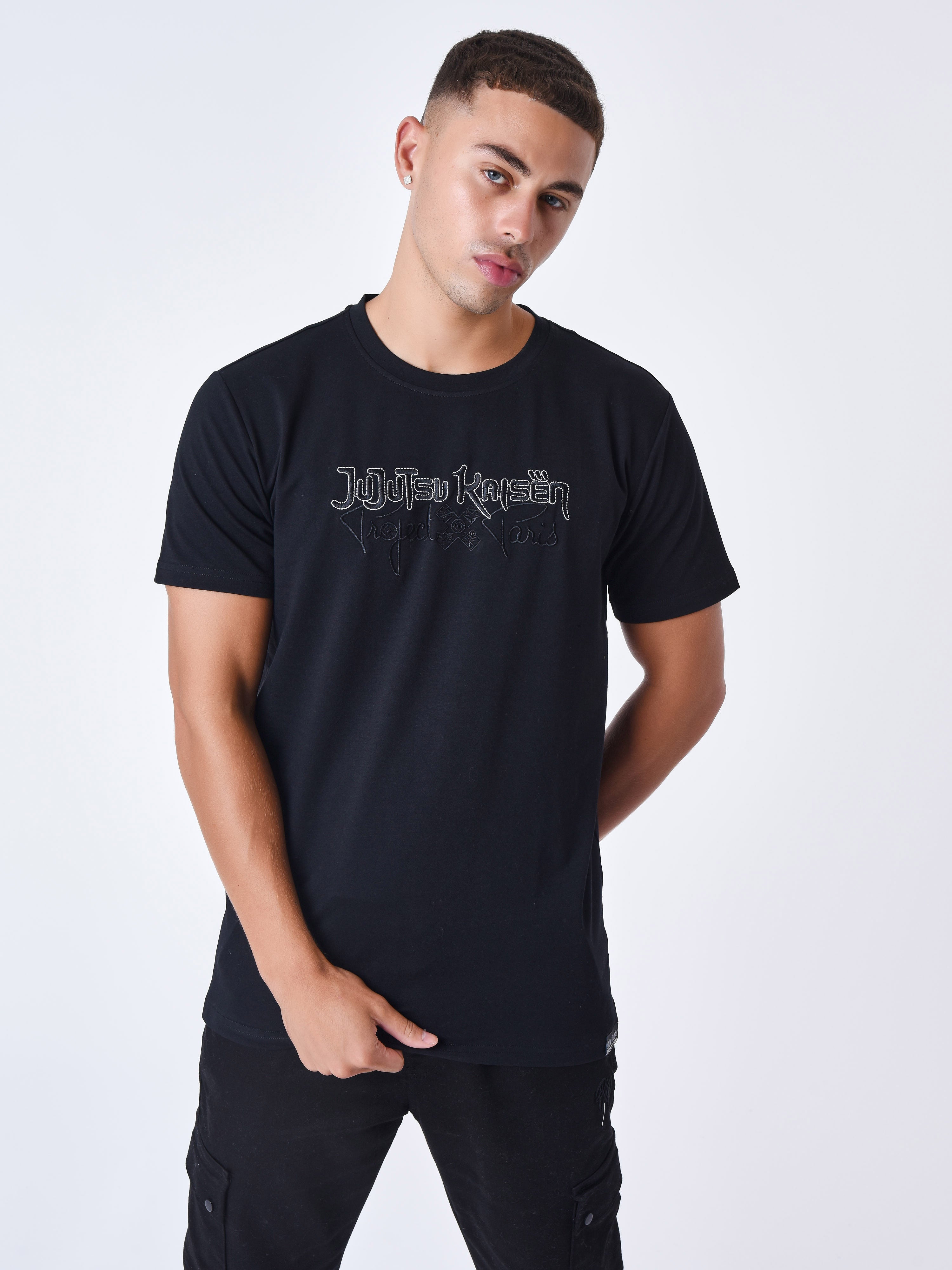 jk02-noir-modelshot