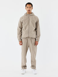 pantalon-a-details-brode-taupe-modelshot