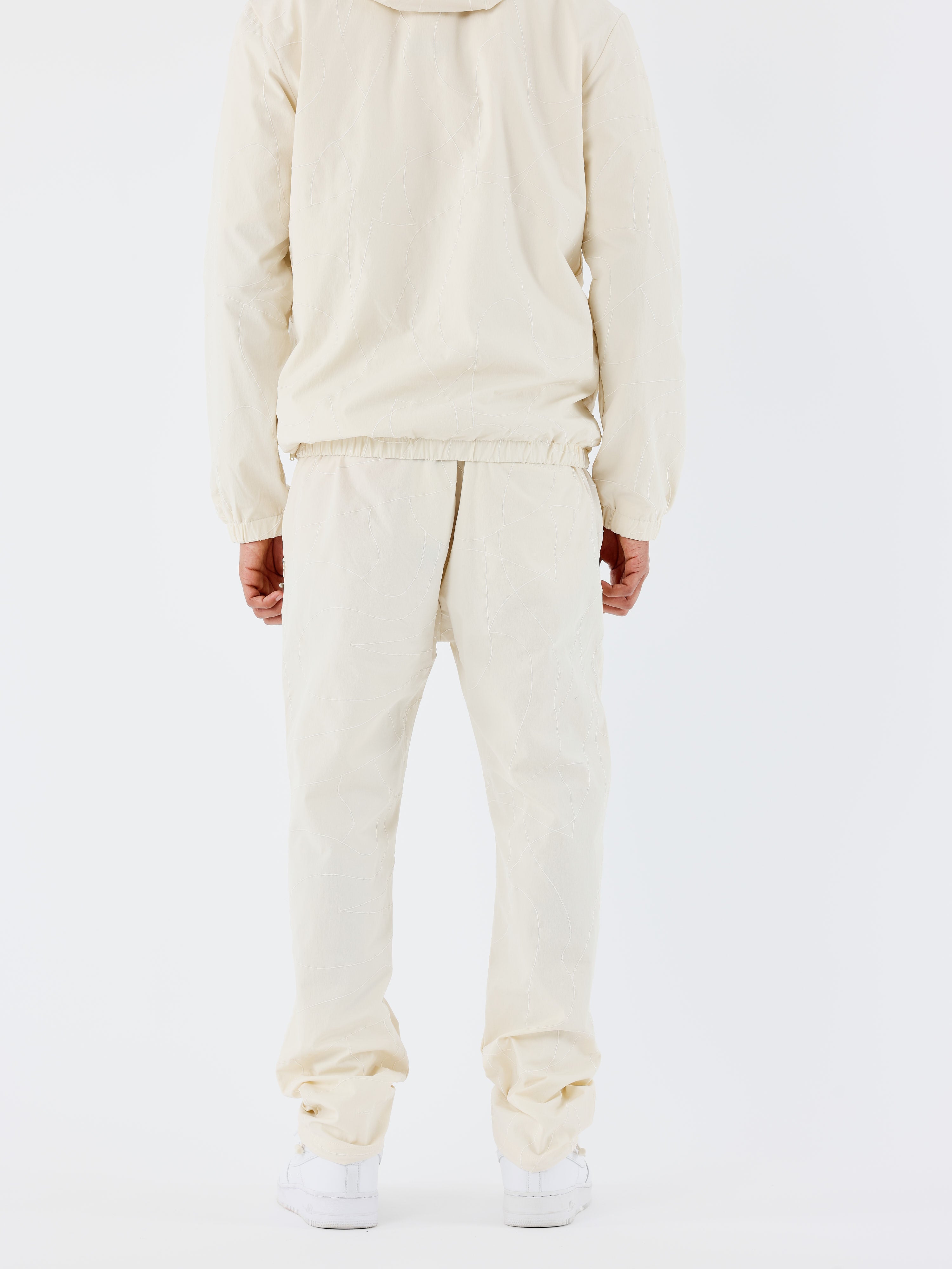 pantalon-a-details-brode-craie