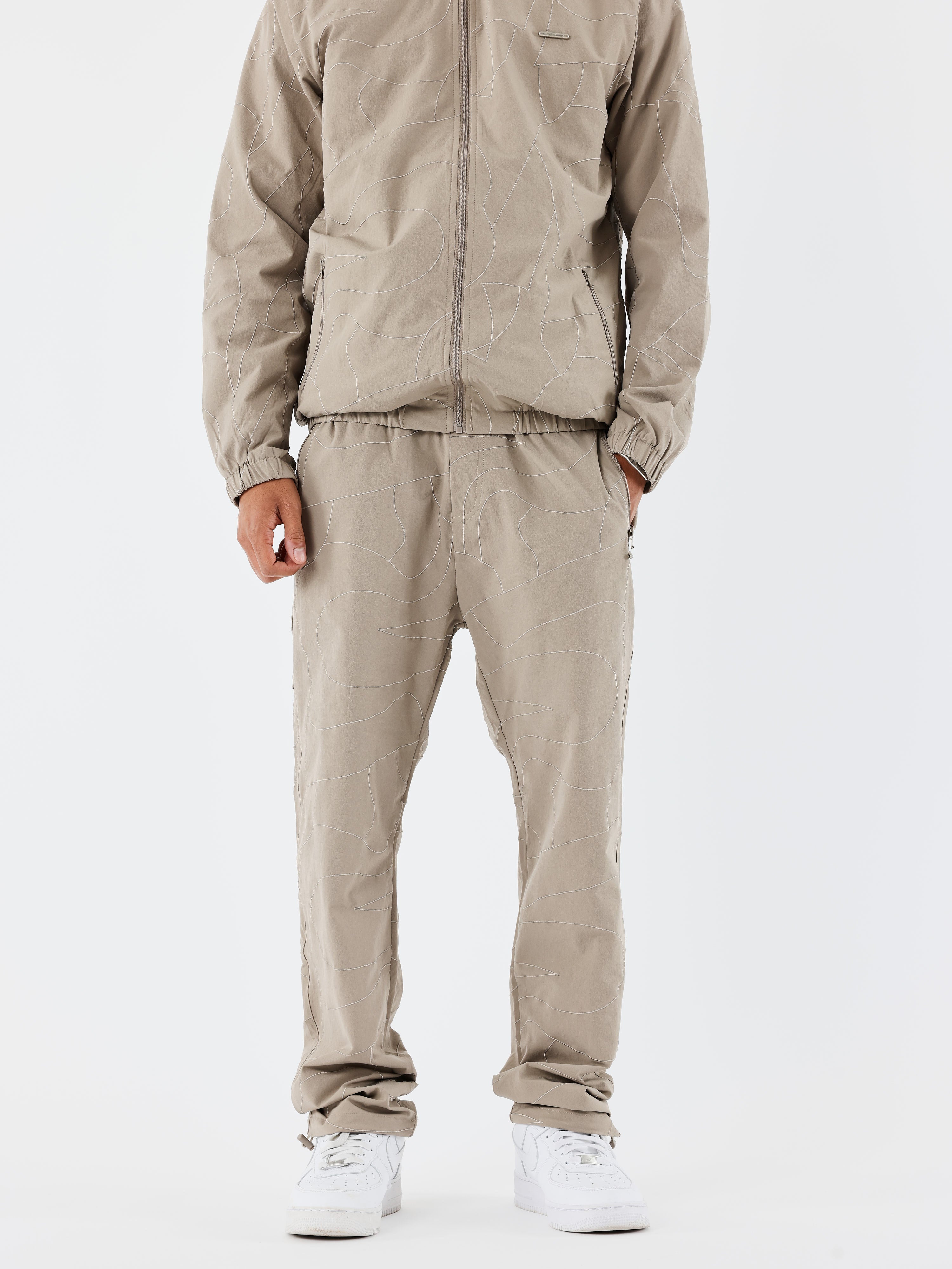 pantalon-a-details-brode-taupe