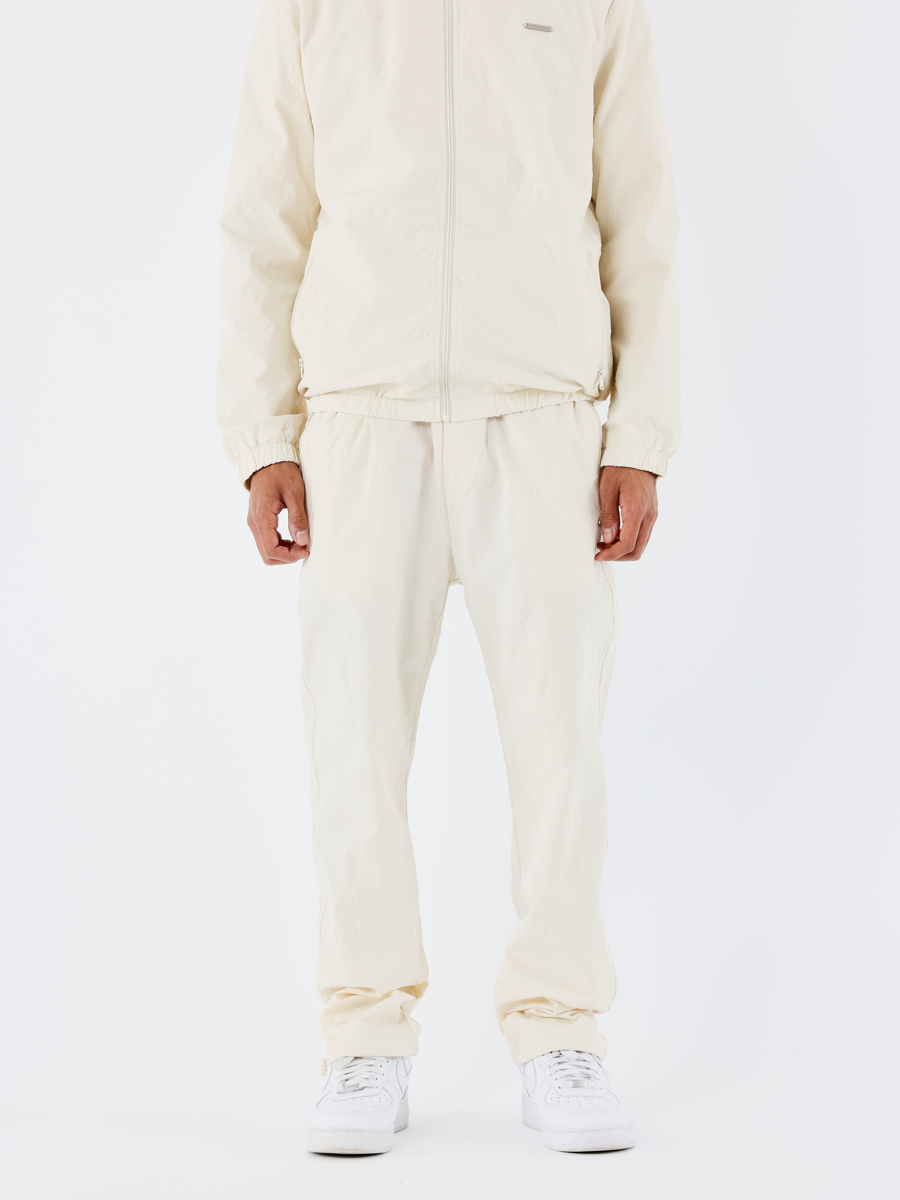 pantalon-a-details-brode-craie