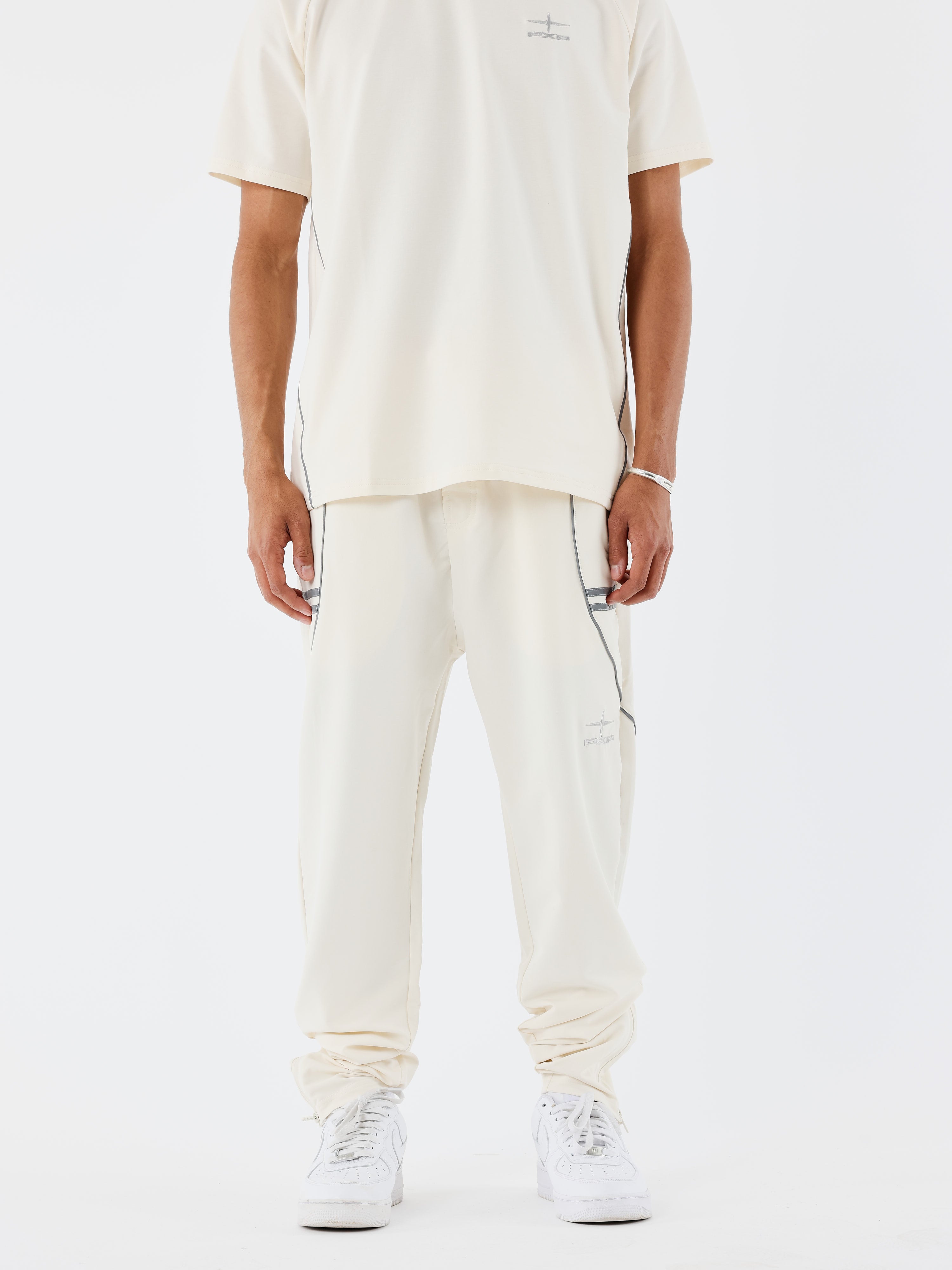 Pants with reflective details-2