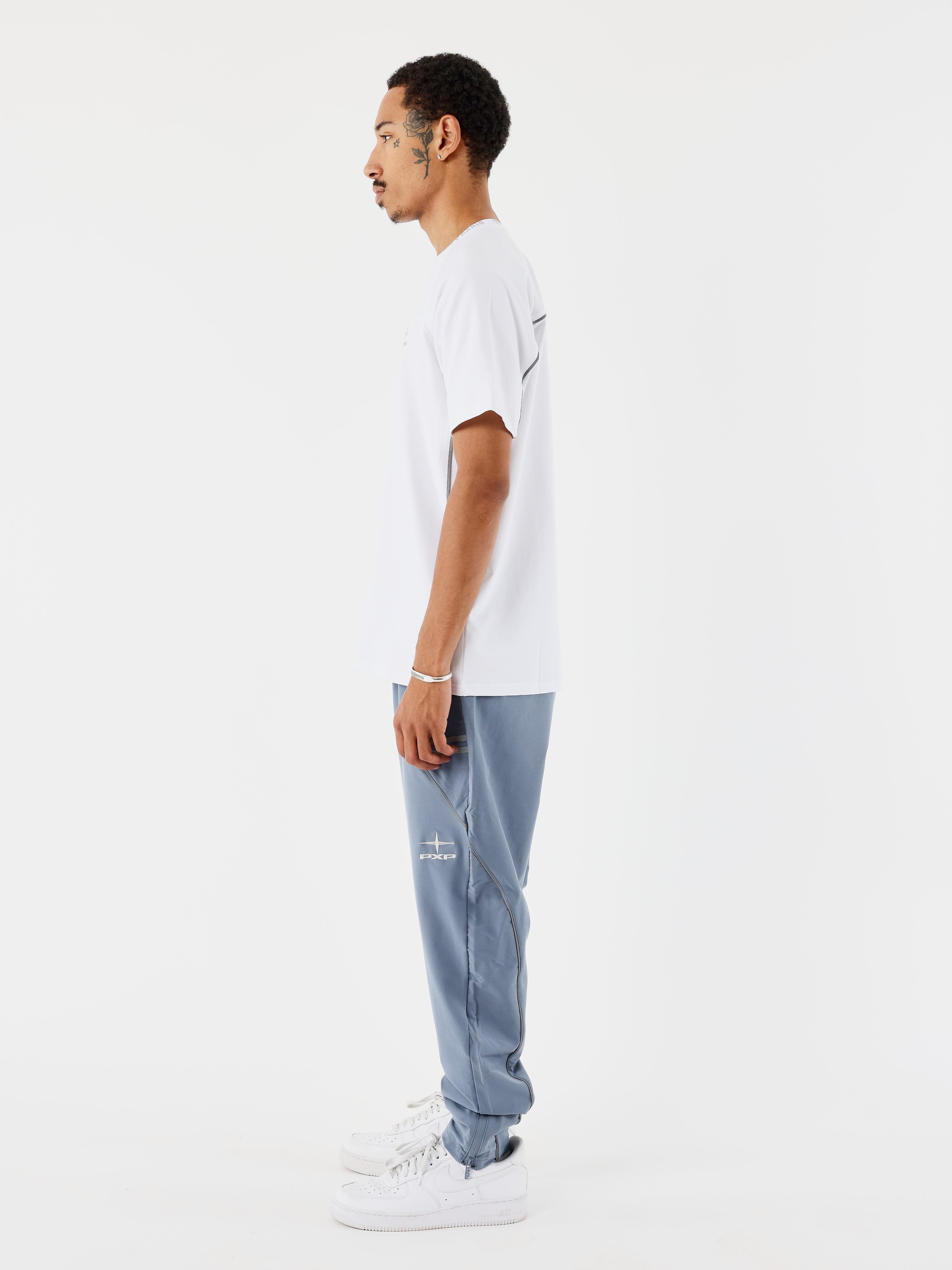 Pants with reflective details-4