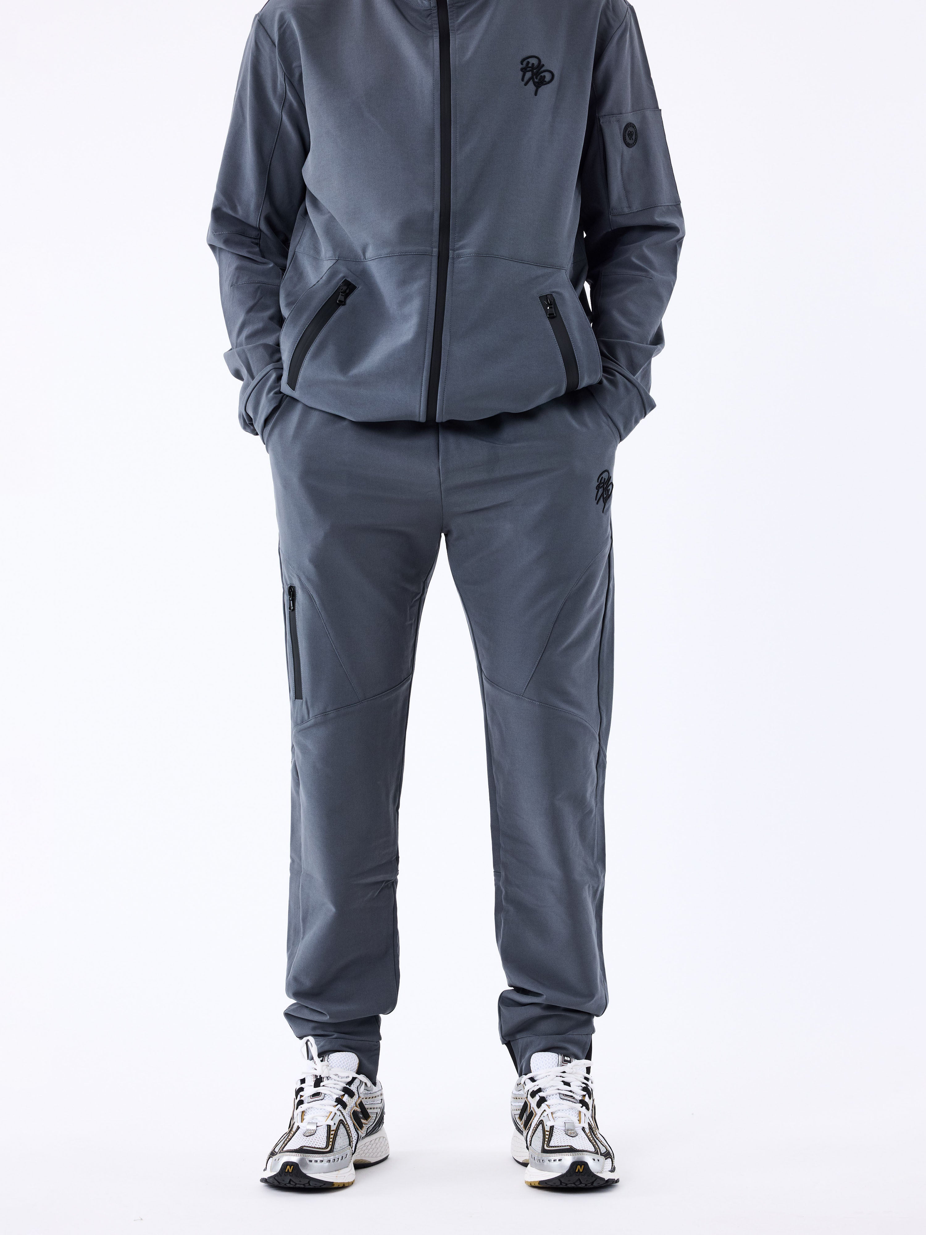 pantalon-cargo-technique-anthracite